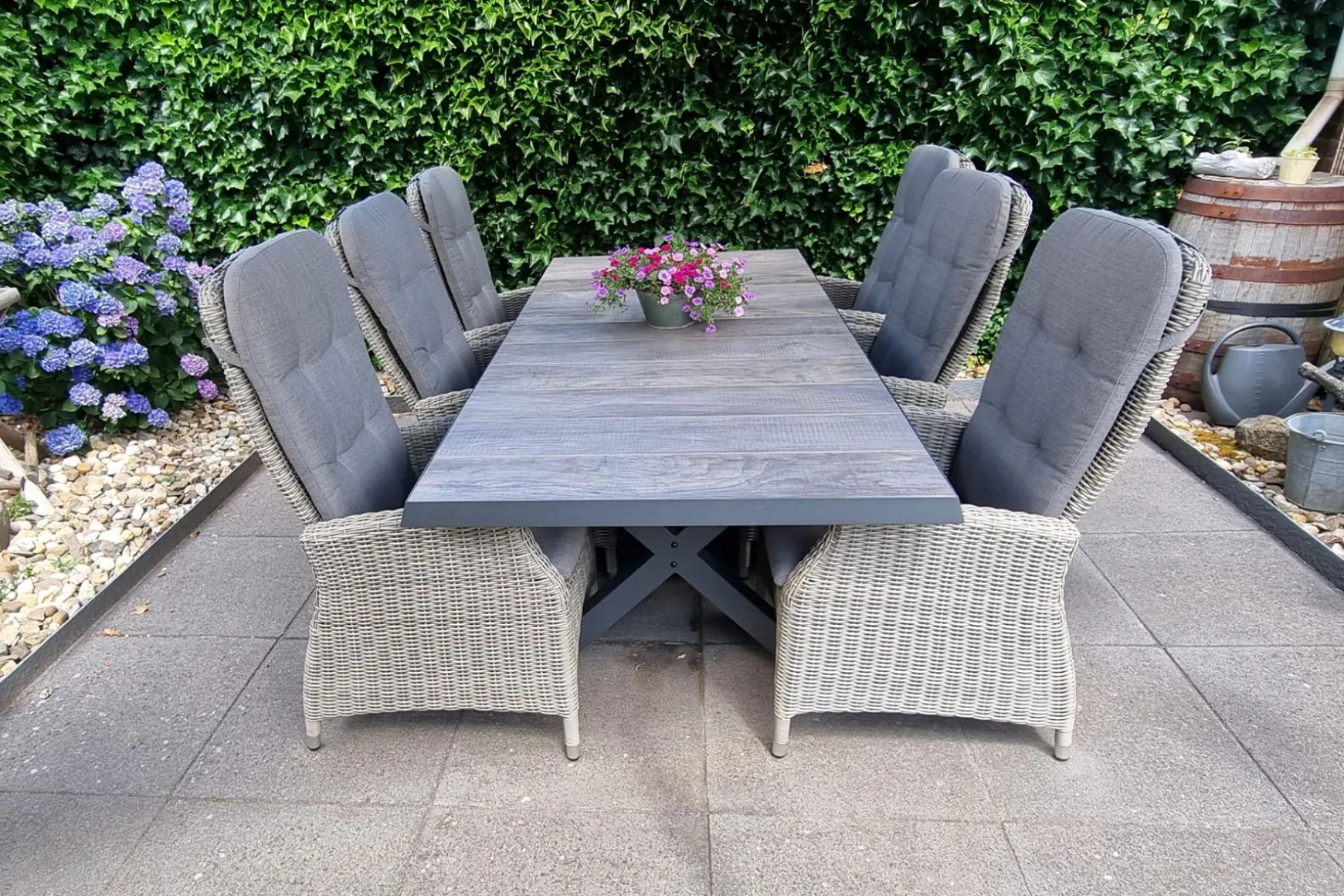 Admiral kruispoot tuintafel - 224 x 104 cm. - antraciet