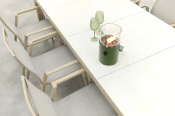 Atmos/Kings stapelbare tuinset voor 6 personen 220x100 cm. - Latte