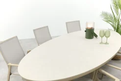 Atmos/Ventaro stapelbare ovale tuinset 240x115 cm. - Latte