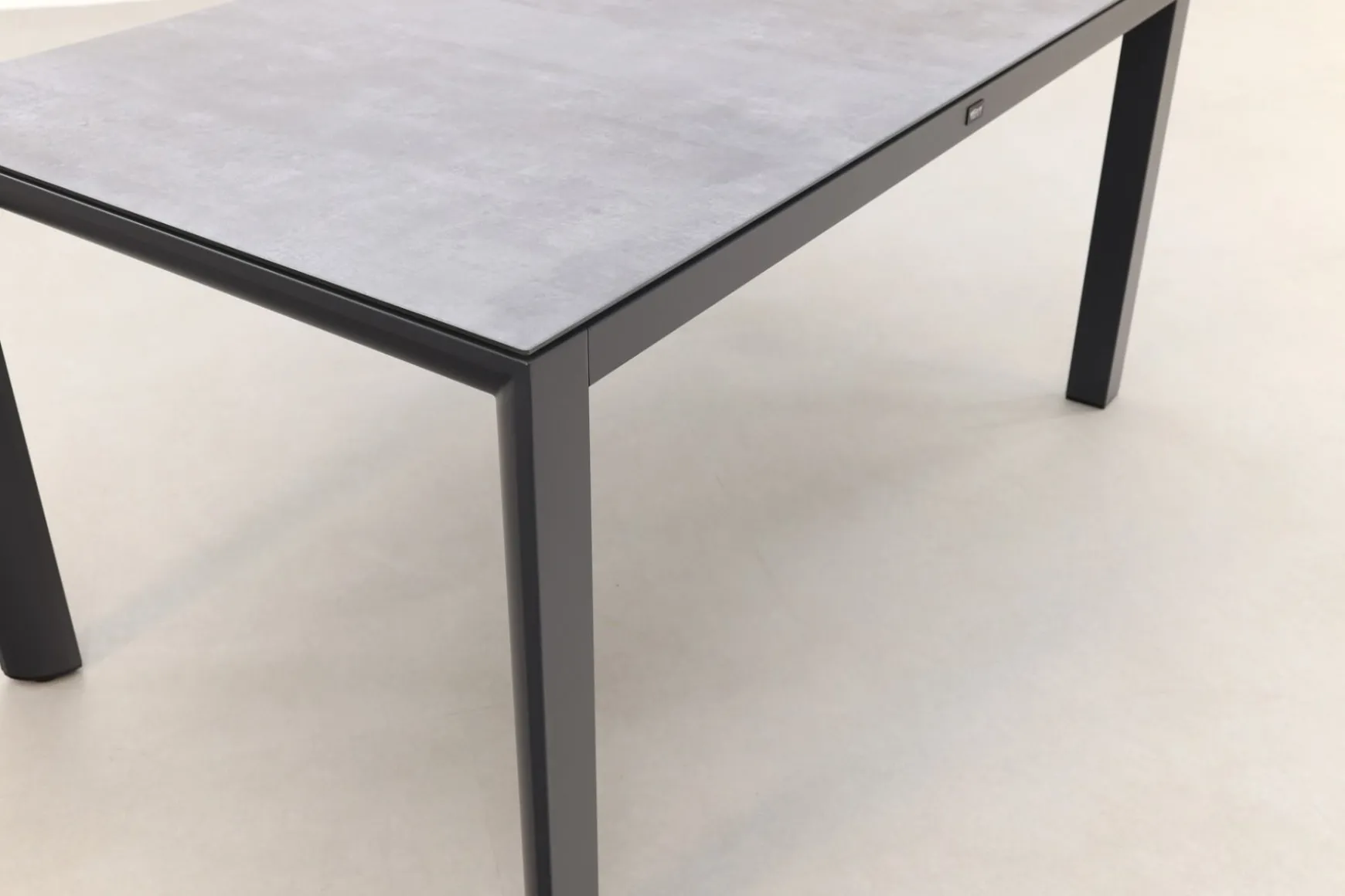 Baltimor dining tuintafel 180x100 cm.