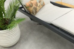 Corfu verrijdbaar ligbed incl. kussen & side table - Royal Grey