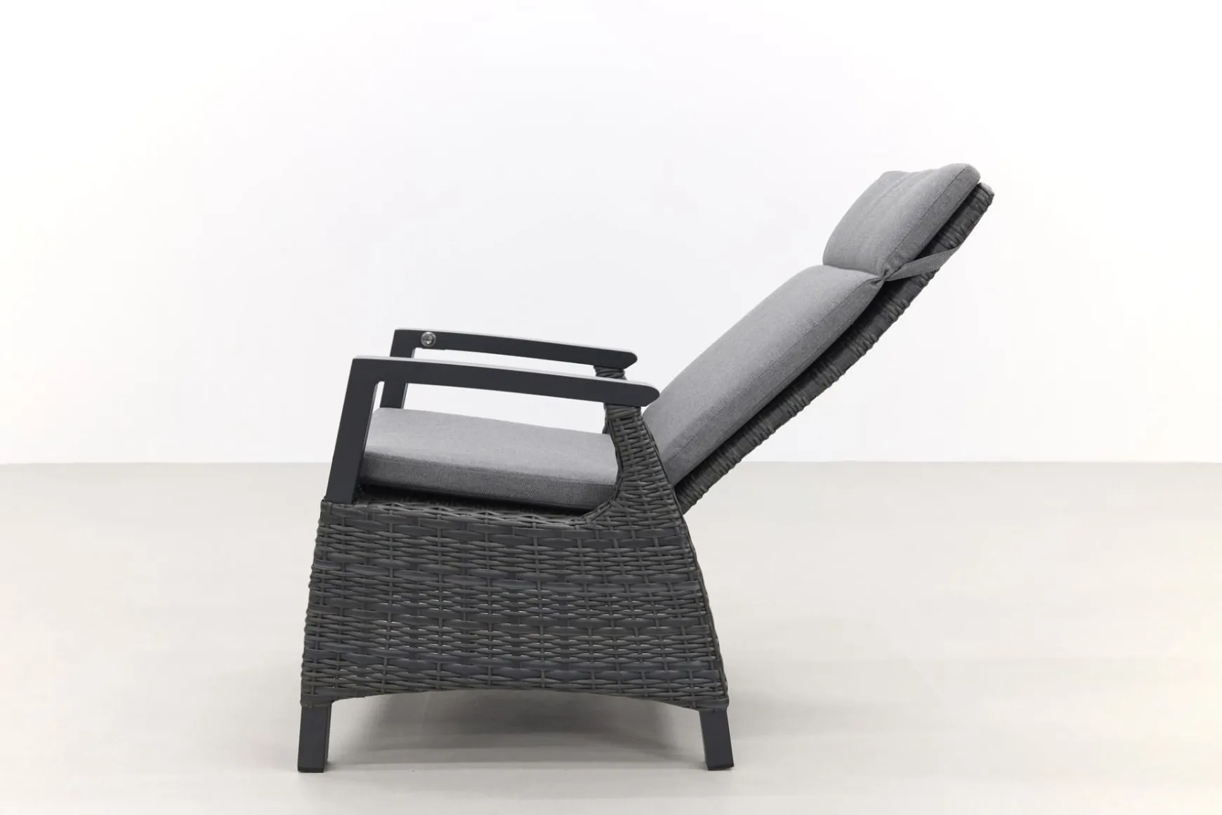 Darwin/Kings 6-persoons wicker verstelbare tuinset 220x100 cm. - Antraciet/Houtlook
