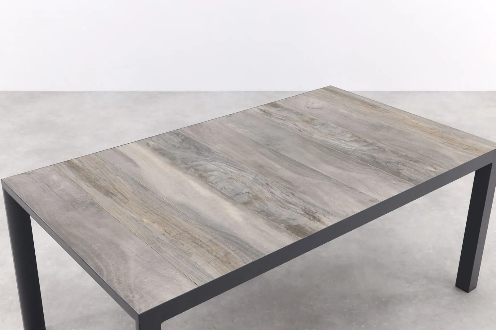 Excellent/Kings 4-persoons stapelbare dining tuinset 180x100 cm. - Antraciet