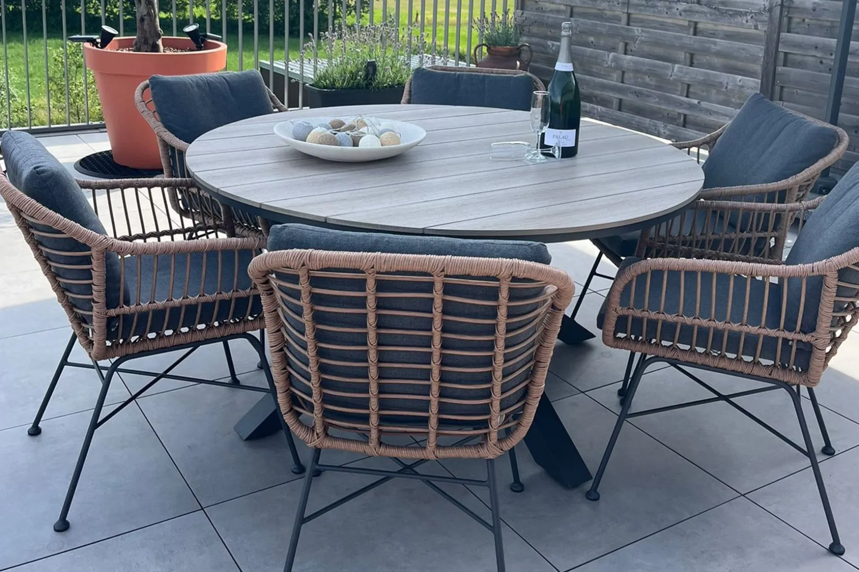 Garden Impressions Margriet naturel / Edison 148 cm. - ronde tuinset