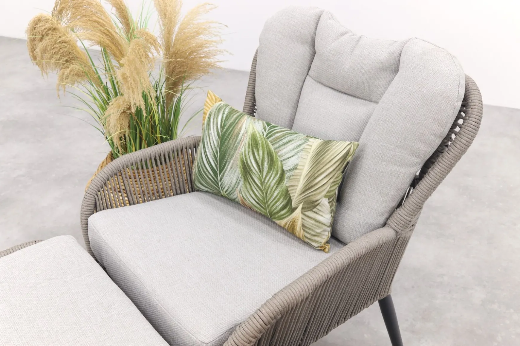 GI Andorra loungestoel + hocker - Taupe/Zand OP=OP