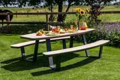 GI Bell ovale 6-persoons picknicktafel 220x193cm.