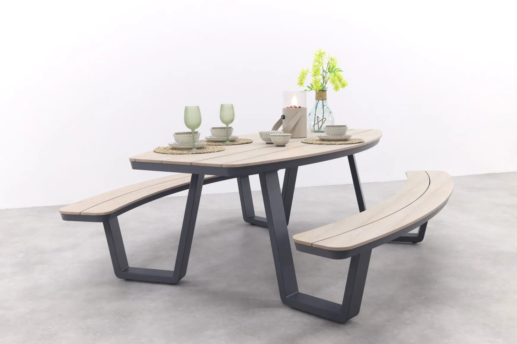 GI Bell ovale 6-persoons picknicktafel 220x193cm.