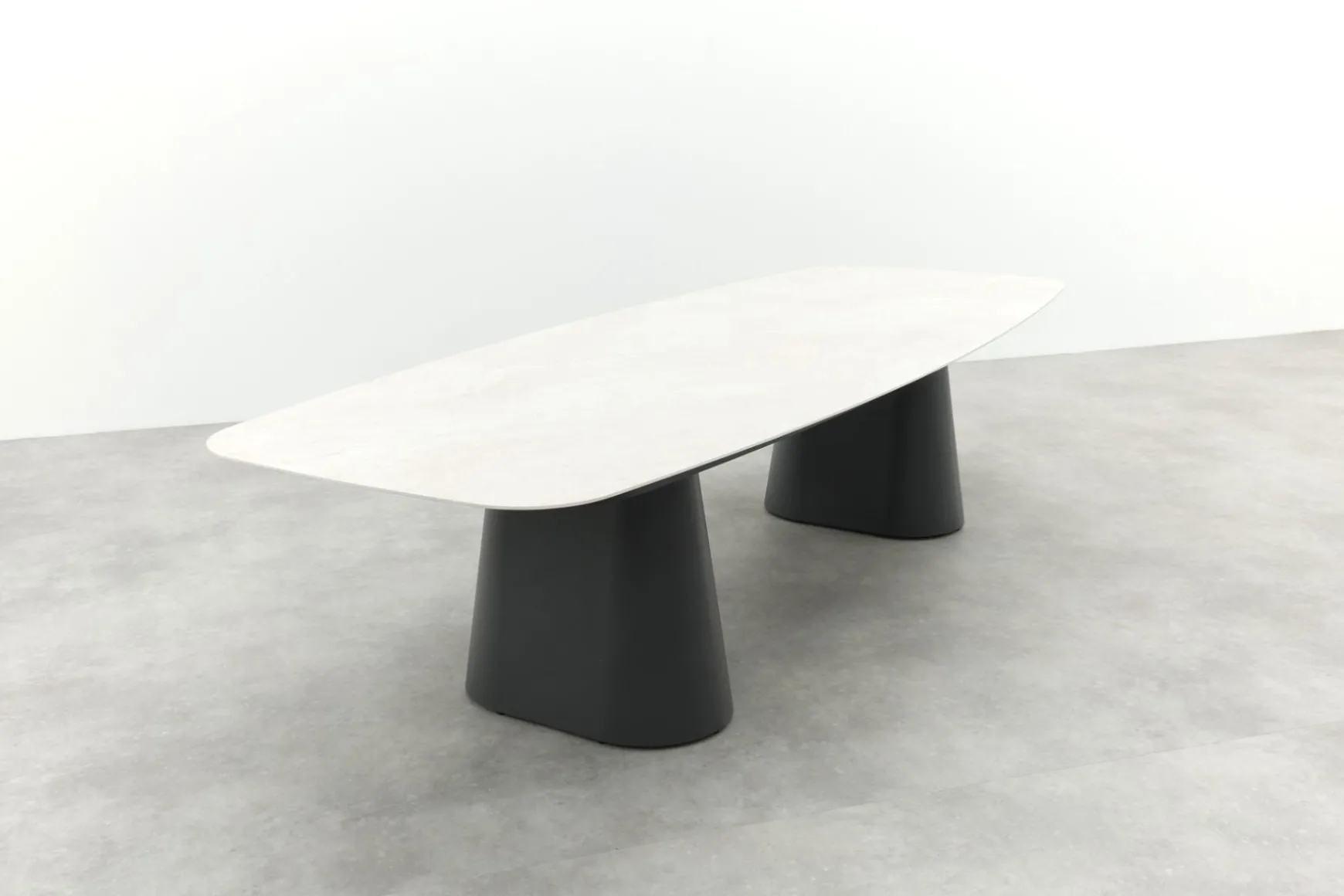 GI Denver Deens ovale tuintafel 320x120 cm. - Carbon Black