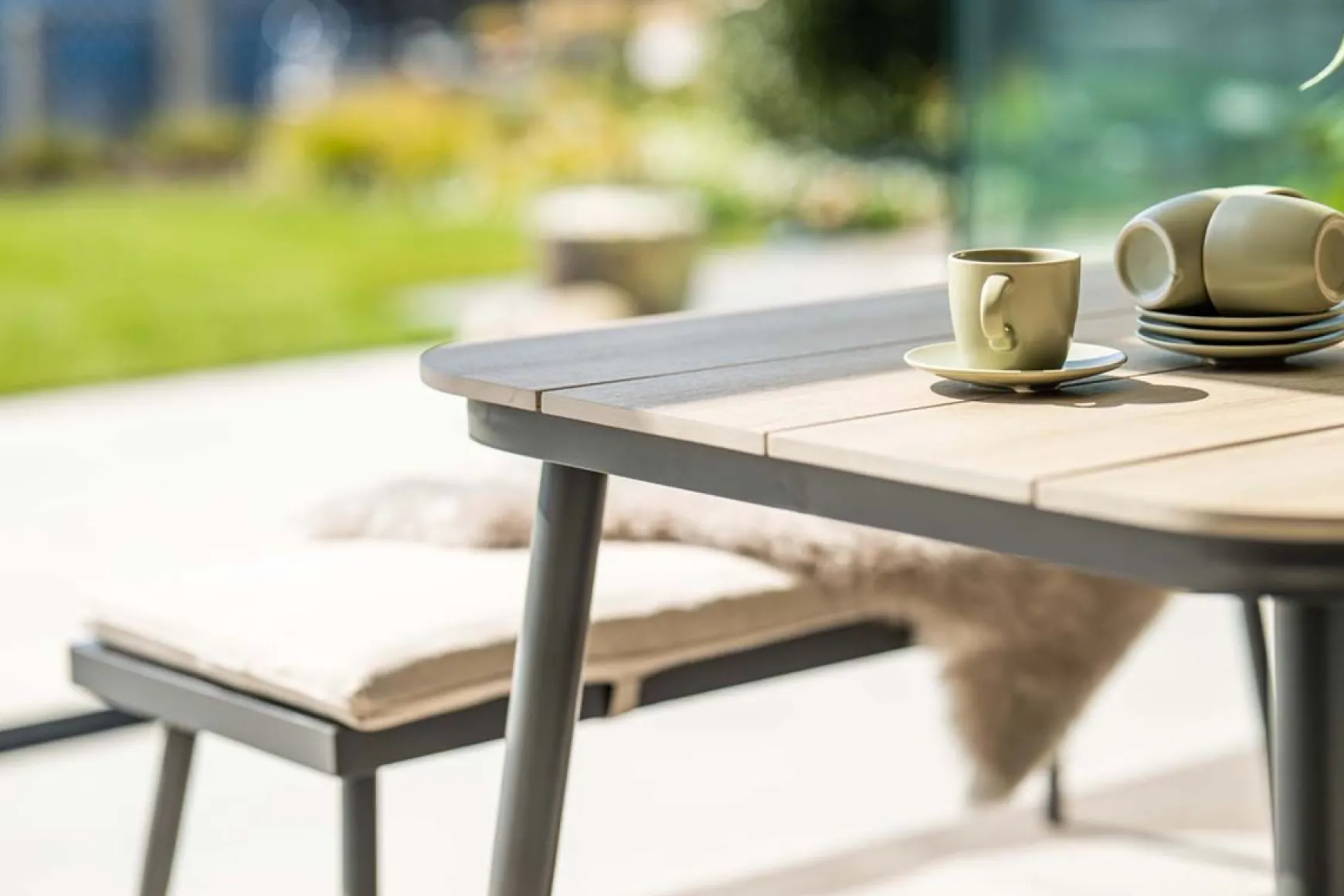 GI Diamo lounge dining tafel 160x90 cm. - Carbon Black/Teak look OP=OP