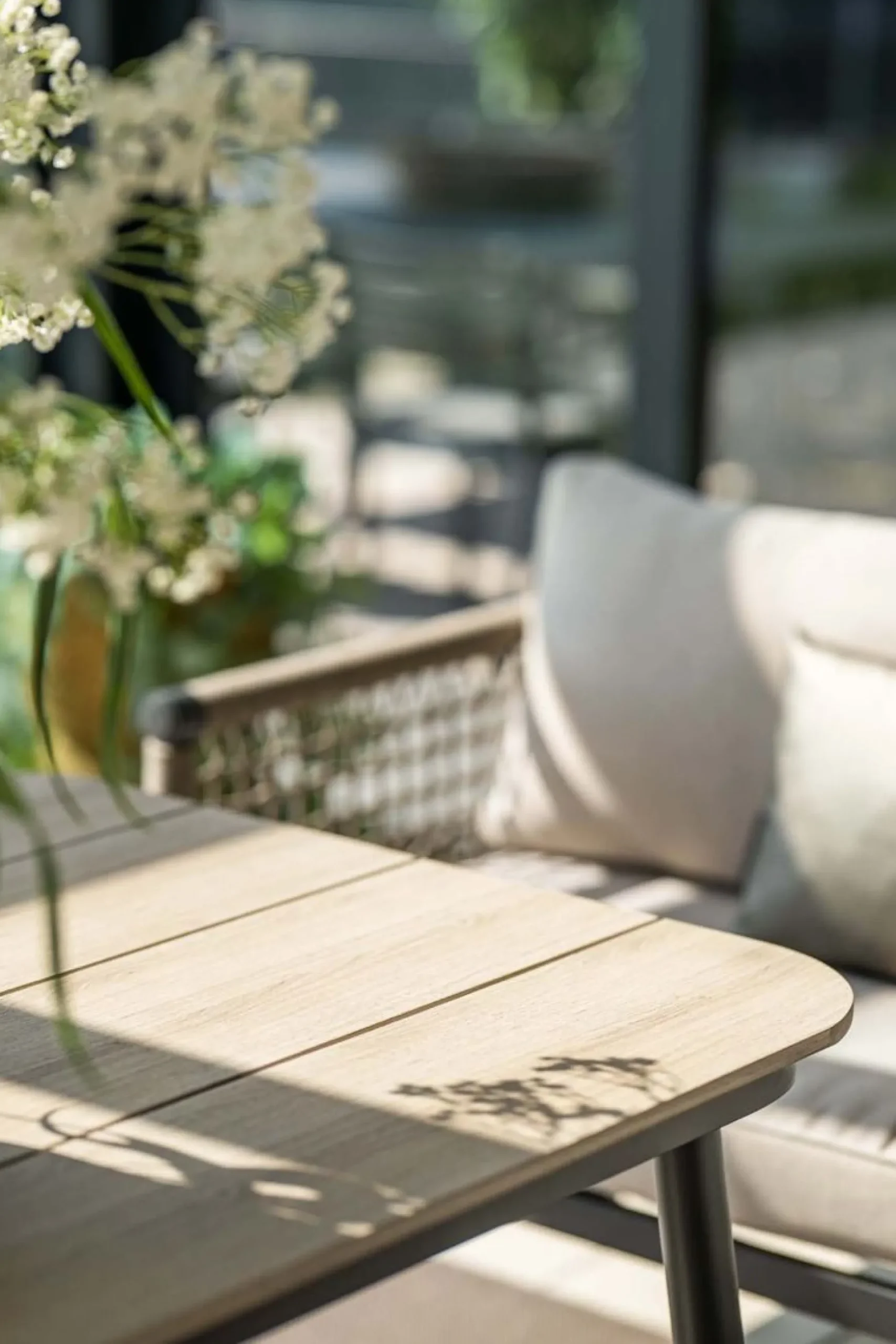 GI Diamo lounge dining tafel 160x90 cm. - Carbon Black/Teak look OP=OP