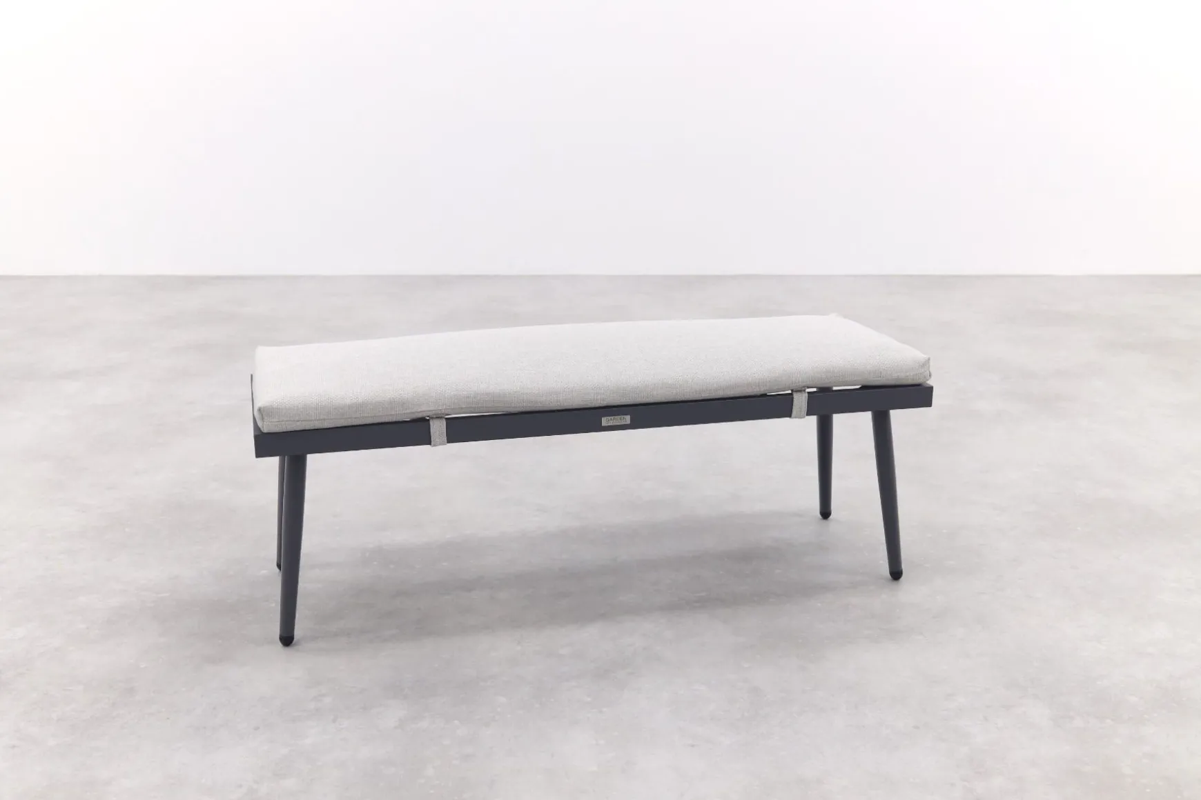 GI Diamo tuinbank - Carbon Black/Zand