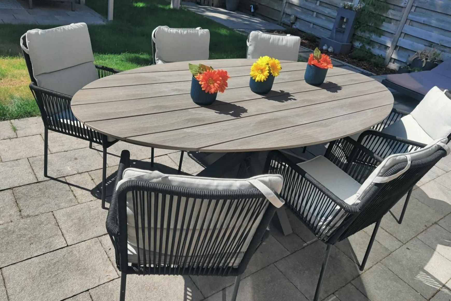 GI Edison ovale houtlook tuintafel 220x115 cm.