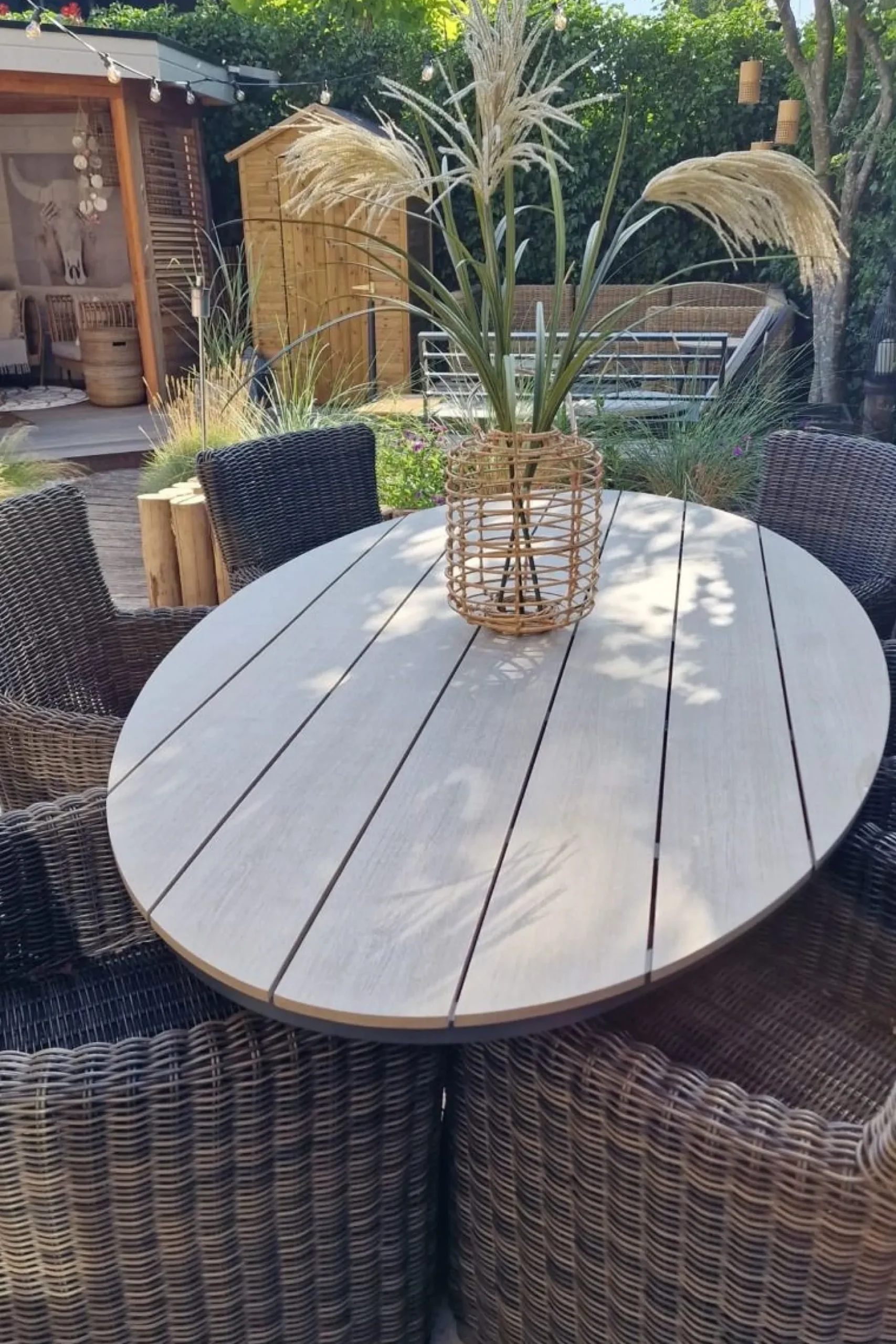 GI Edison ovale houtlook tuintafel 220x115 cm.