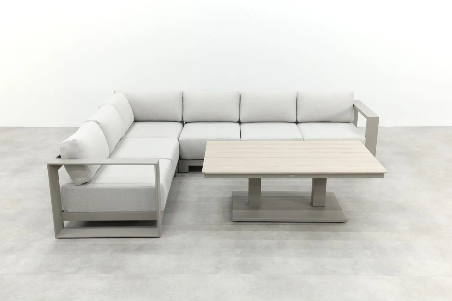 GI Levanto/Cyprus lounge-/diningset met verstelbare tuintafel - Valley Sand