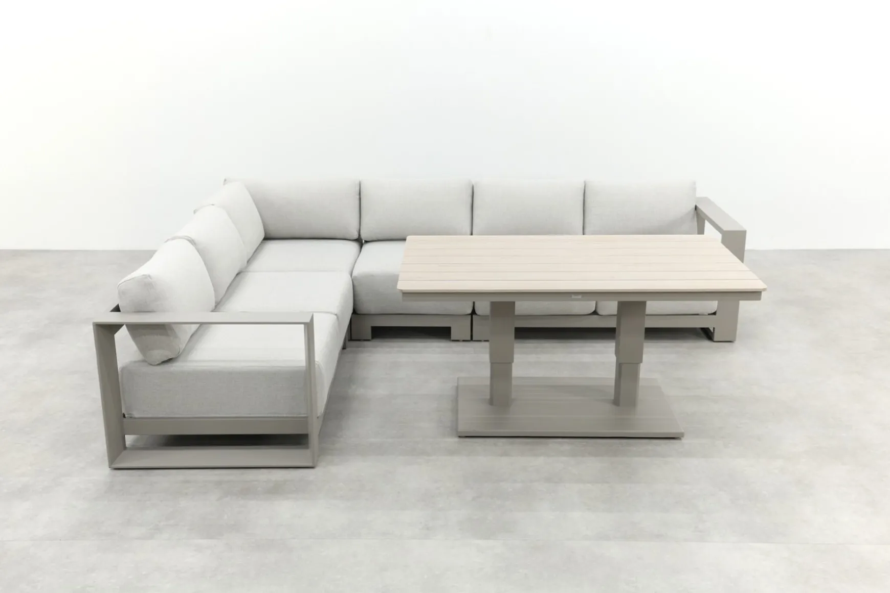 GI Levanto/Cyprus lounge-/diningset met verstelbare tuintafel - Valley Sand