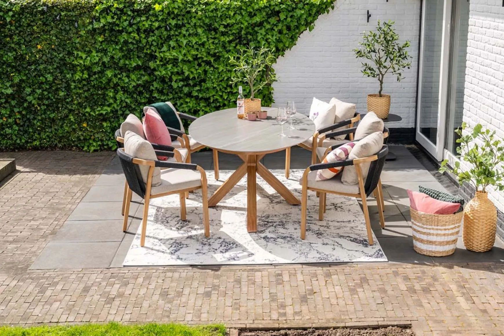 GI Scotland ovale tuintafel 230x115 cm. - Teak look (OP=OP)