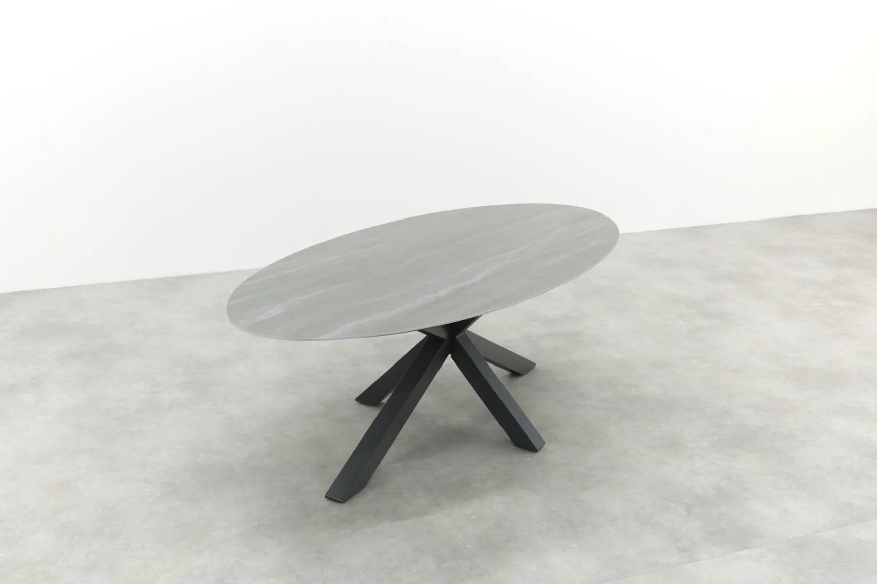 GI Scotland ovale tuintafel 230x115 cm. - Carbon Black