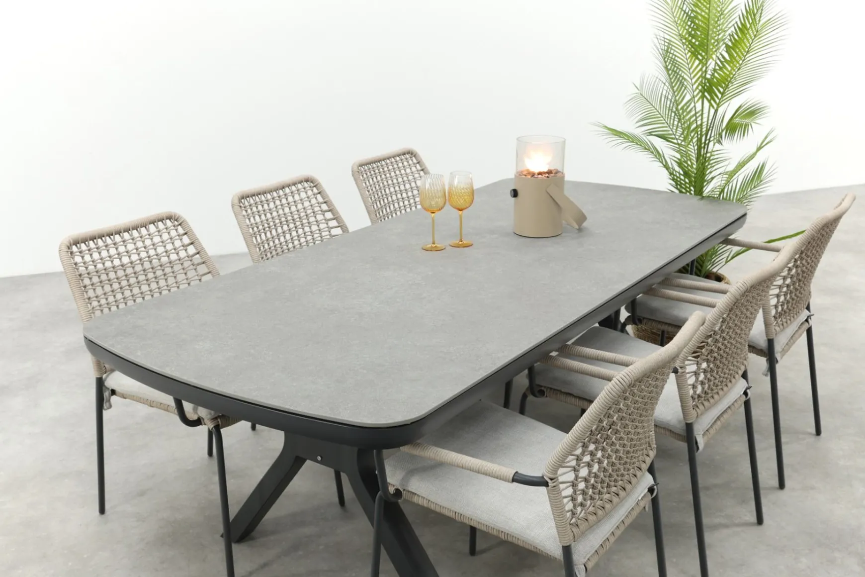GI Swifty/Ponto stapelbare tuinset voor 6 personen 220x100 cm. - Antraciet