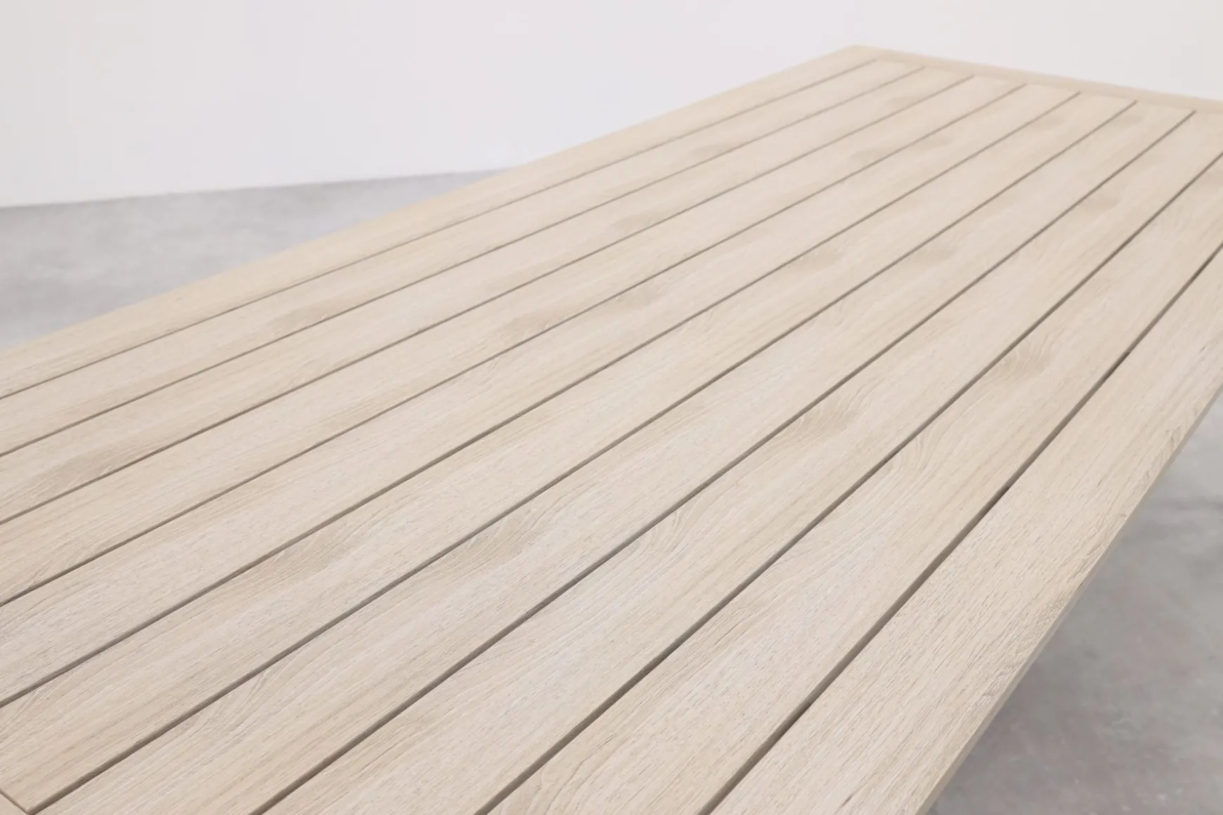 GI Vigo Dining tuintafel 230x100 cm. - Light Teak look
