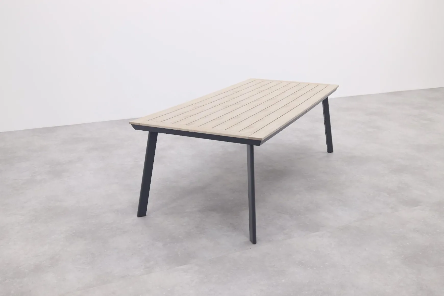 GI Vigo Dining tuintafel 230x100 cm. - Light Teak look