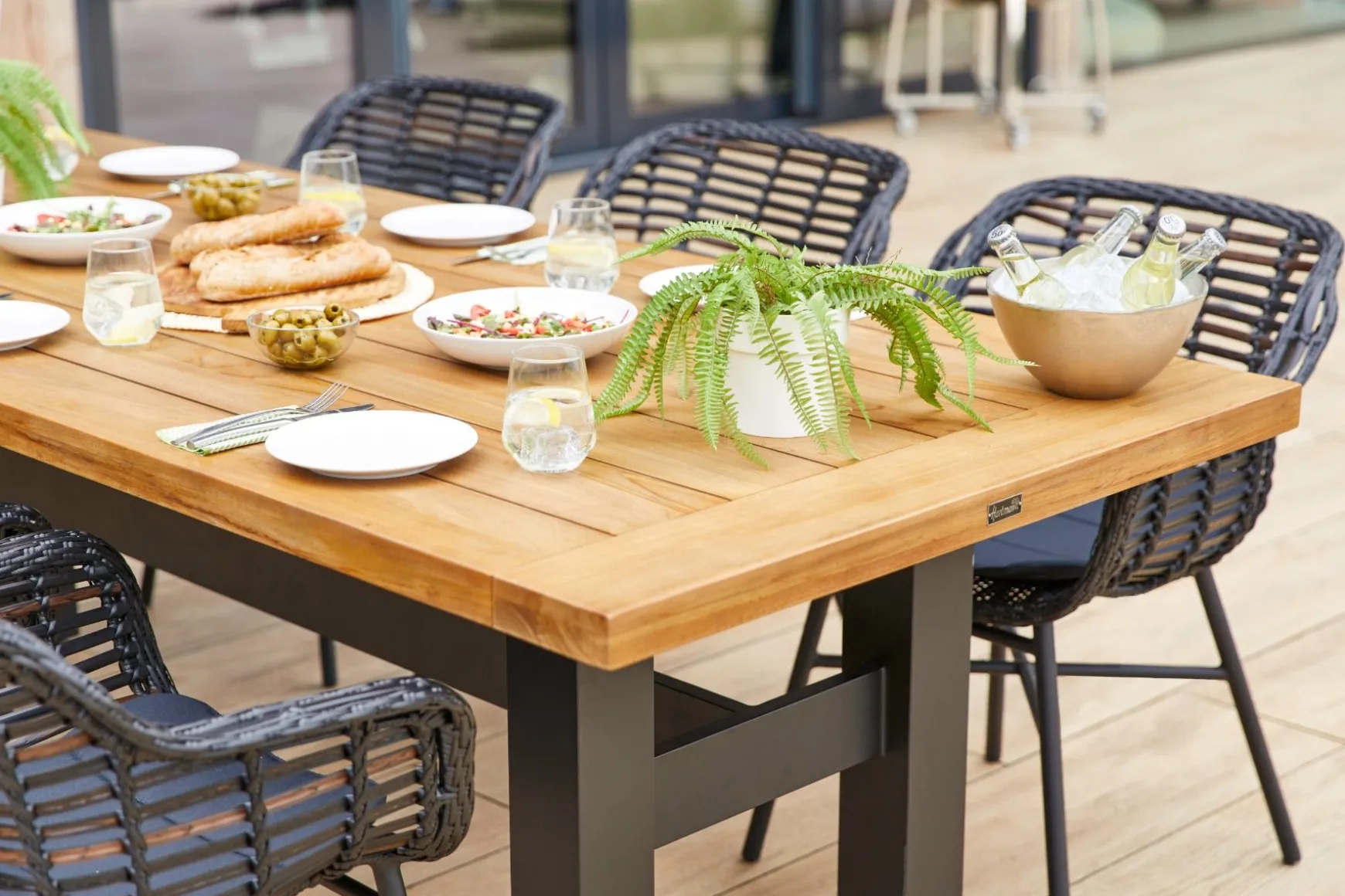 Hartman Heron dining tuintafel 240x100 cm. - Zwart/Teak