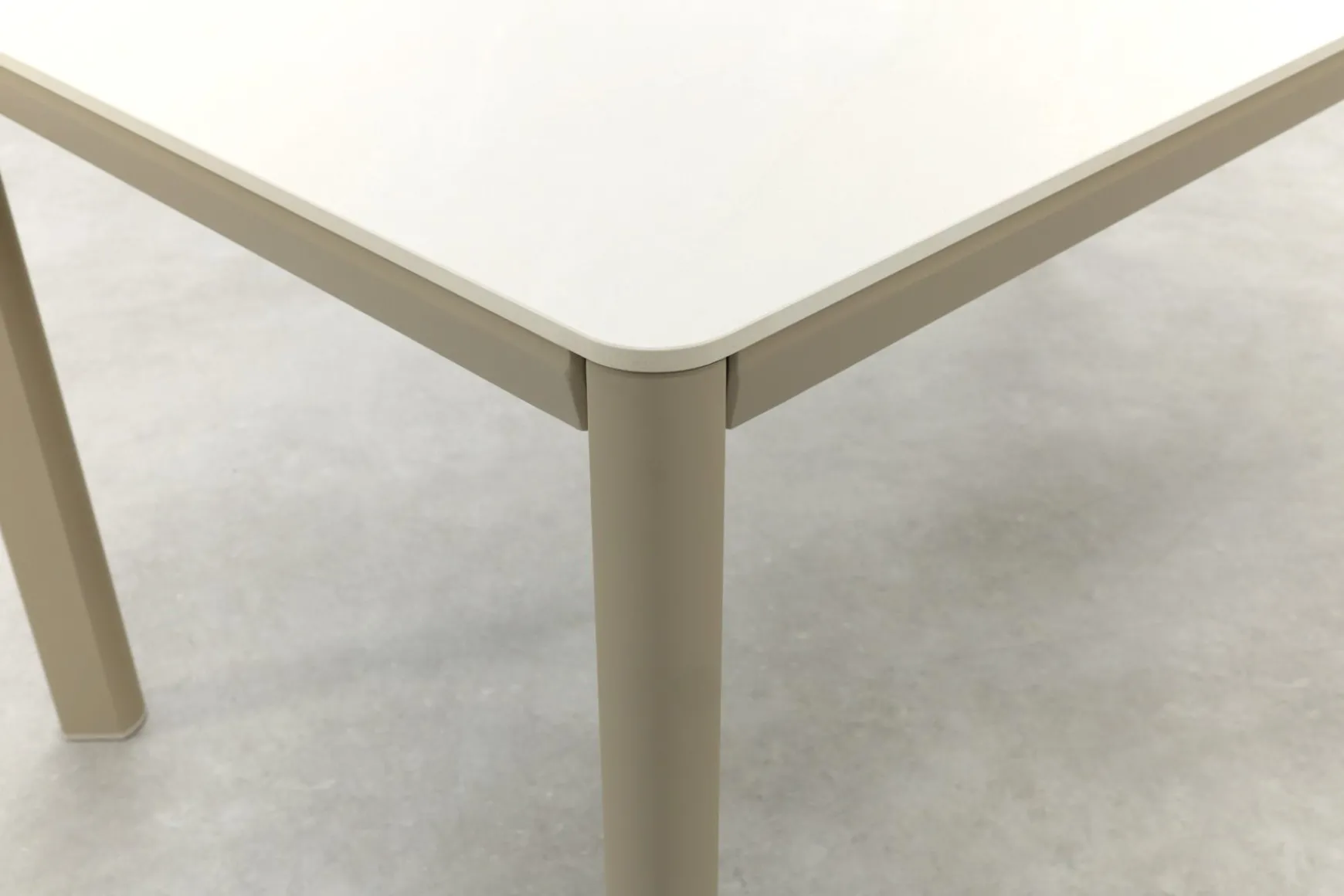 Hartman Kyra dining tuintafel 180x90 cm. - Latte