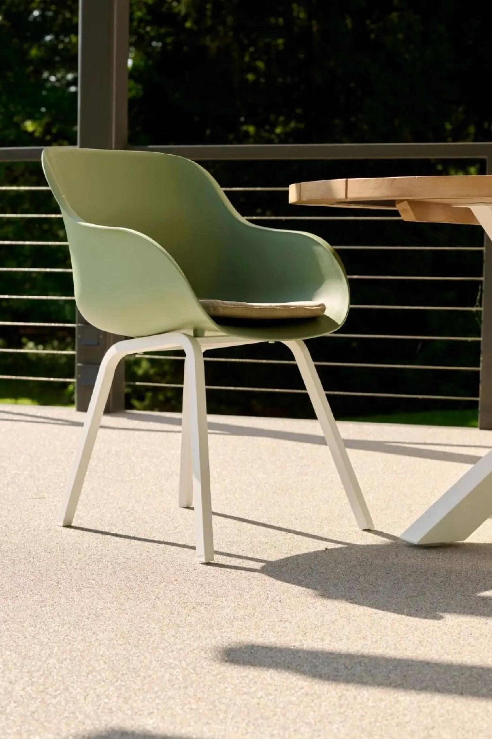 Hartman Le Soleil Element dining armstoel - Sage Green - Alu poot