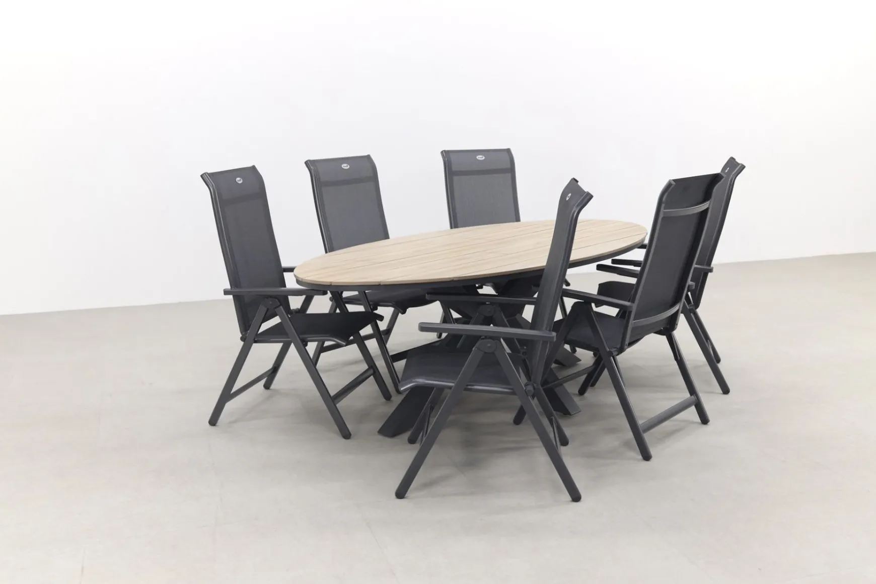 Hartman Milaan/GI Edison 220x115 cm. - ovale tuinset - verstelbaar