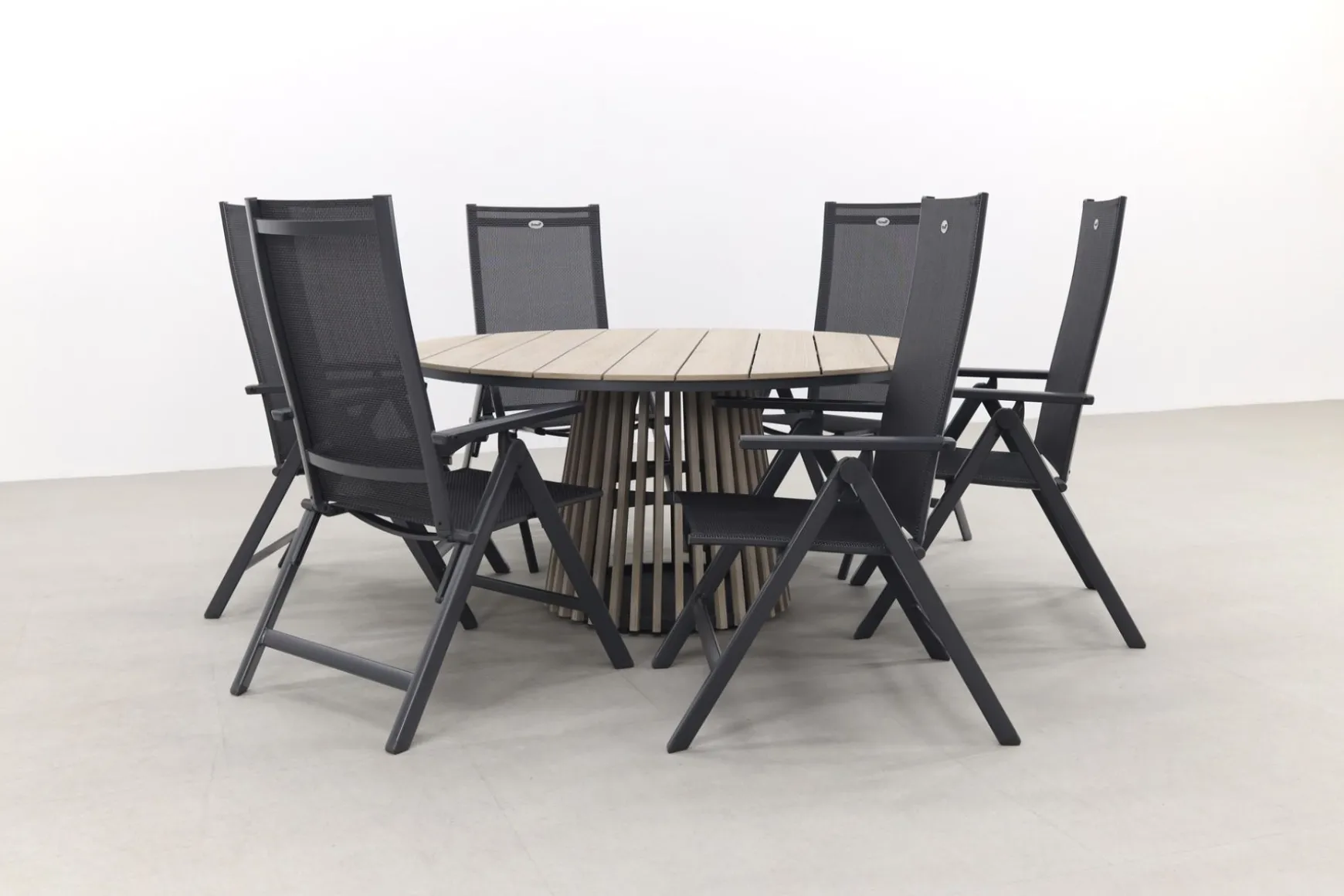 Hartman Milaan/GI Trinxa verstelbare ronde tuinset - 148 cm.