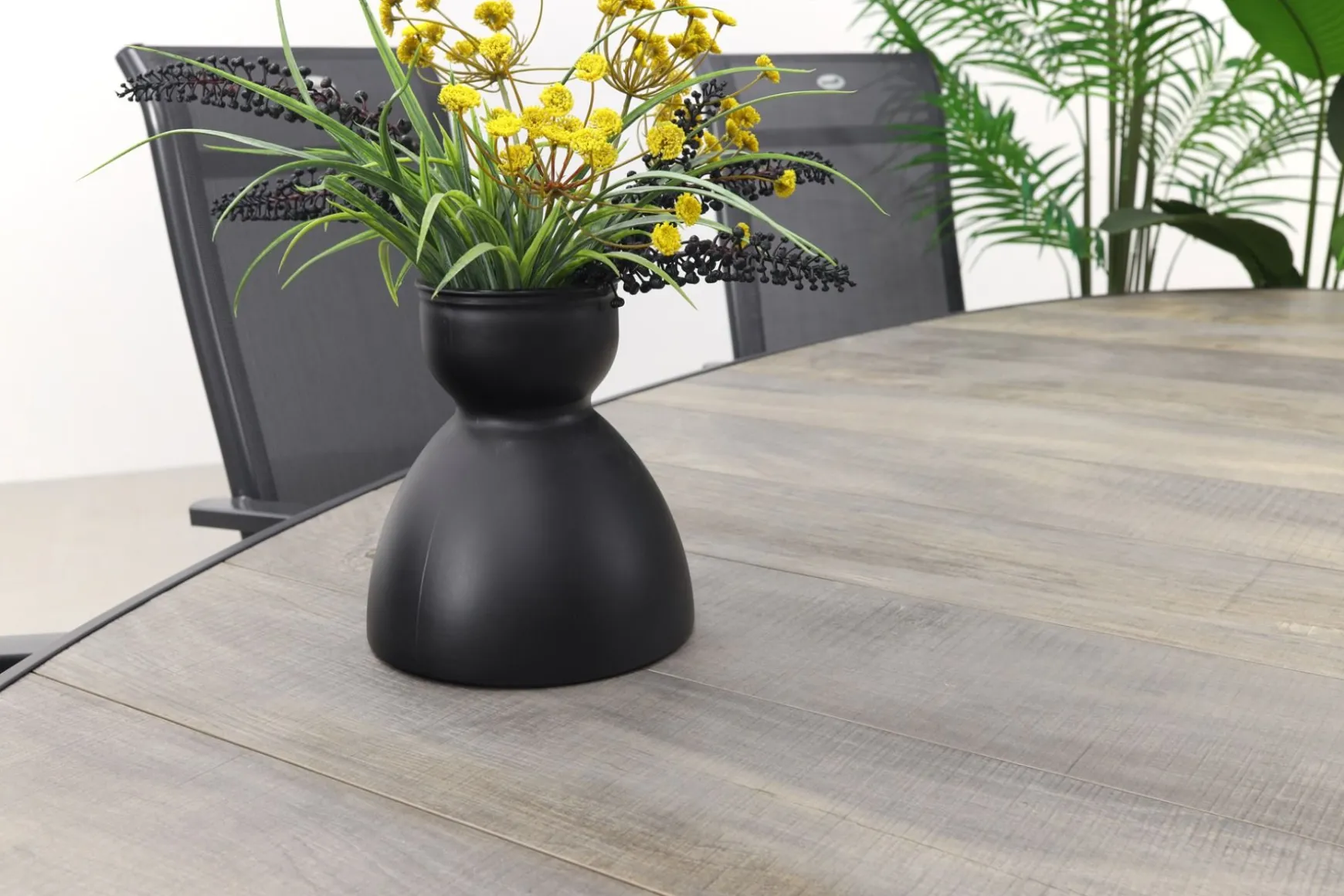 Hartman Milaan/Silva houtlook 240x115 cm. ovale tuinset - 7-delig