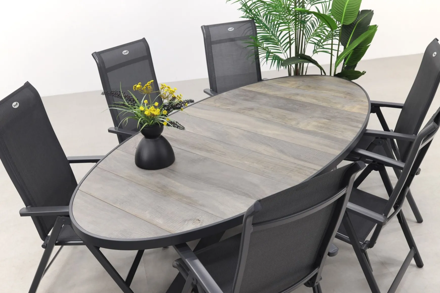 Hartman Milaan/Silva houtlook 240x115 cm. ovale tuinset - 7-delig