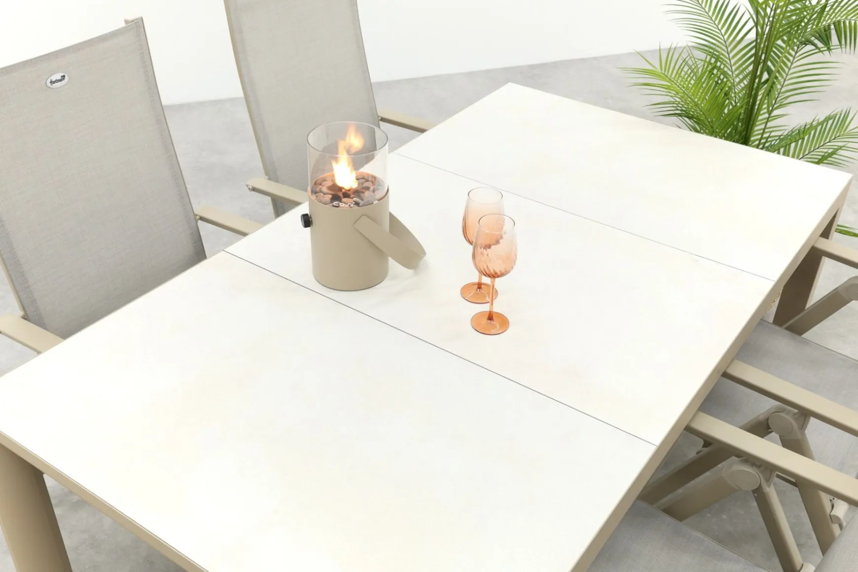 Hartman Napoli/Kings verstelbare 4-persoons tuinset 180x100 cm. - Latte