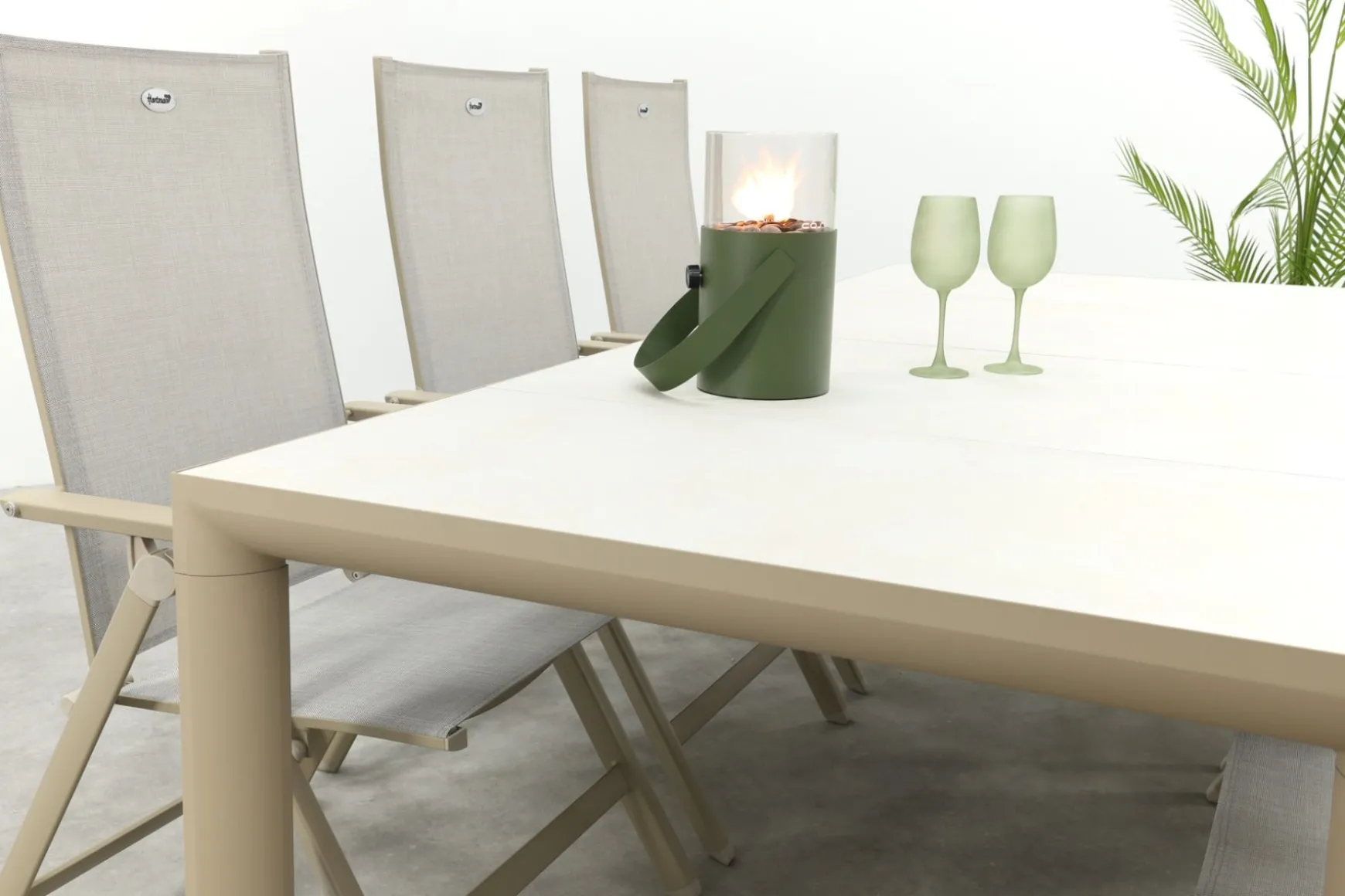 Hartman Napoli/Kings verstelbare tuinset voor 6 personen 220x100 cm. - Latte