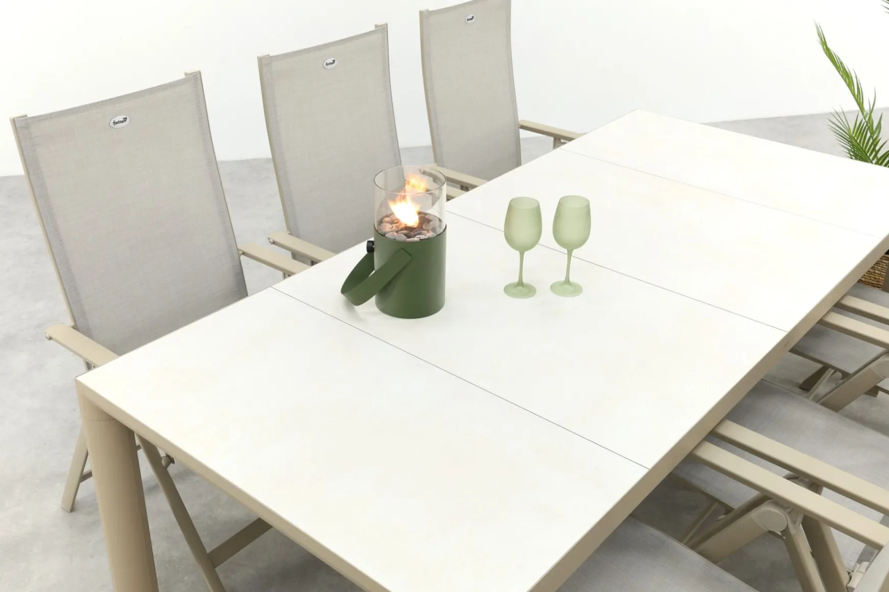 Hartman Napoli/Kings verstelbare tuinset voor 6 personen 220x100 cm. - Latte