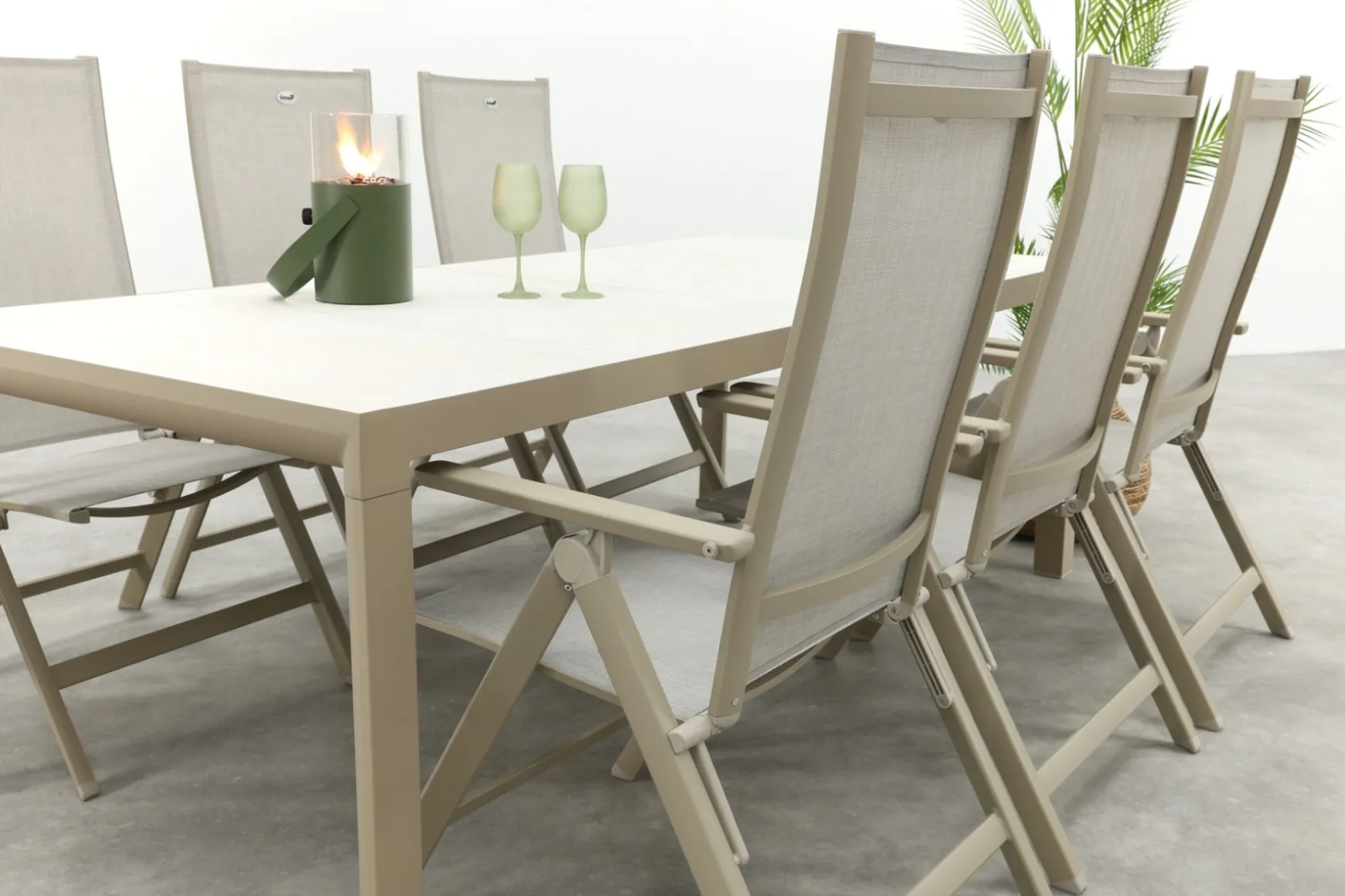 Hartman Napoli/Kings verstelbare tuinset voor 6 personen 220x100 cm. - Latte