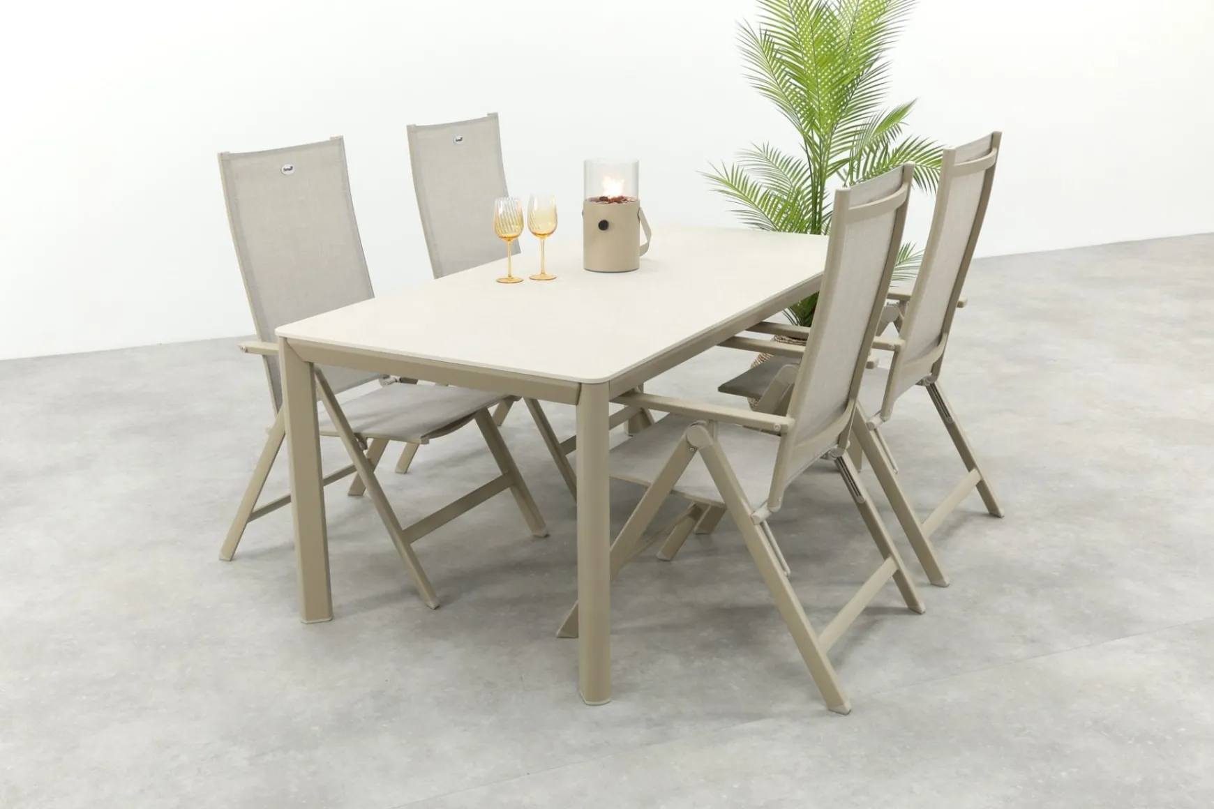 Hartman Napoli/Kyra verstelbare tuinset voor 4 personen 180x90 cm. - Latte