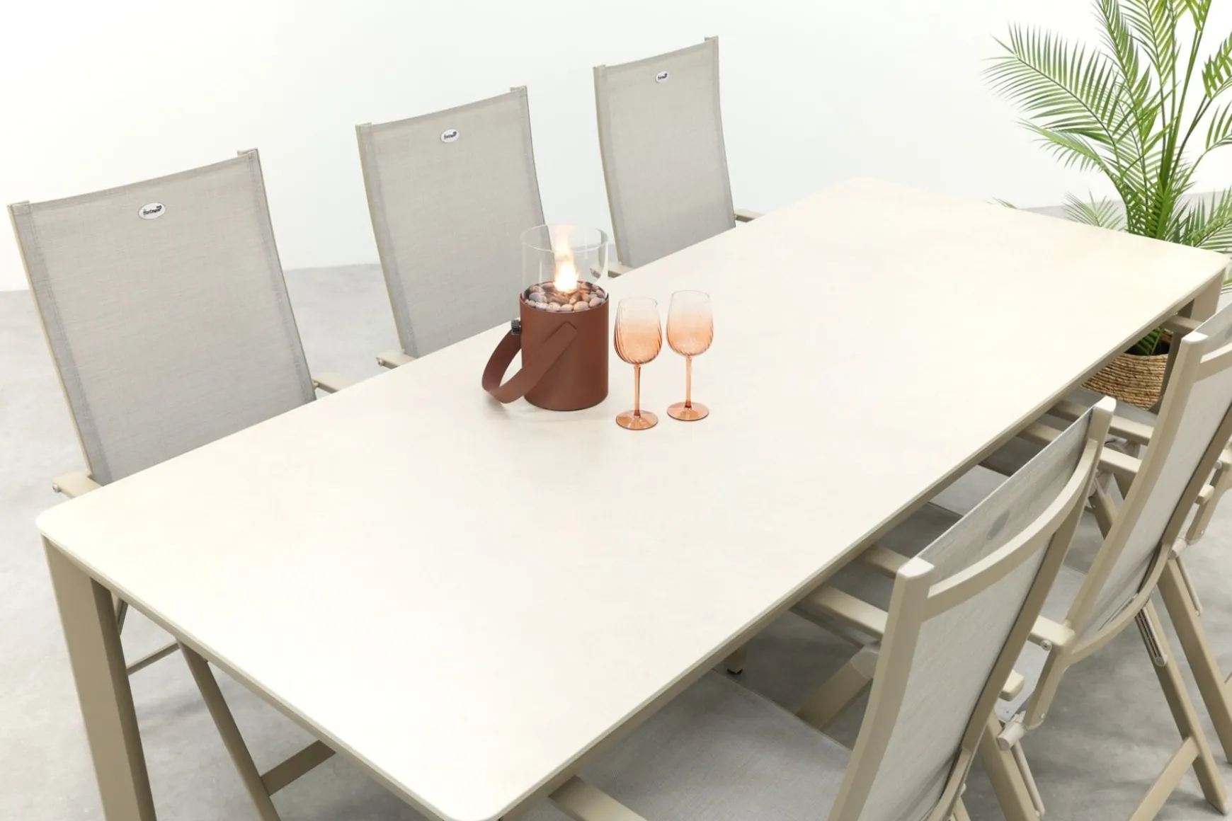 Hartman Napoli/Kyra verstelbare tuinset voor 6 personen 240x100 cm. - Latte