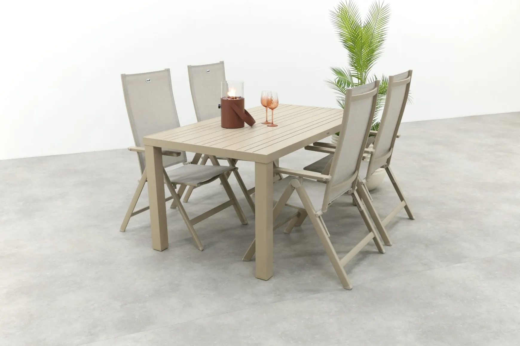 Hartman Napoli/Lena dining tuinset voor 4 personen 160x90 cm. - Latte