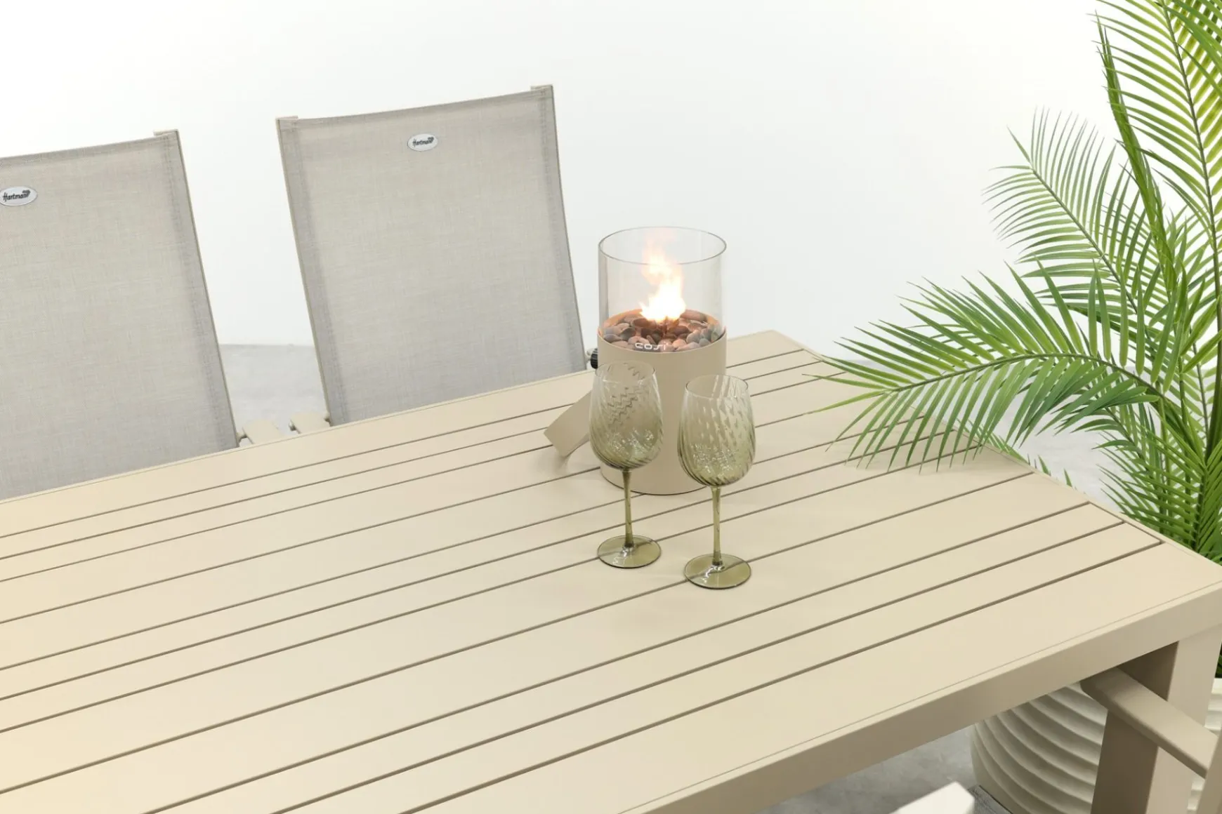 Hartman Napoli/Lena dining tuinset voor 6 personen 210x90 cm. - Latte