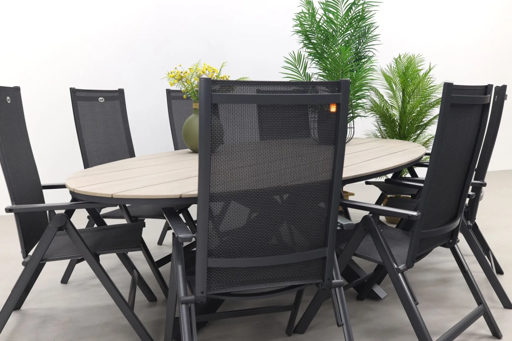 Hartman Napoli Xerix / GI Edison 280x140 cm. tafel - ovale verstelbare tuinset