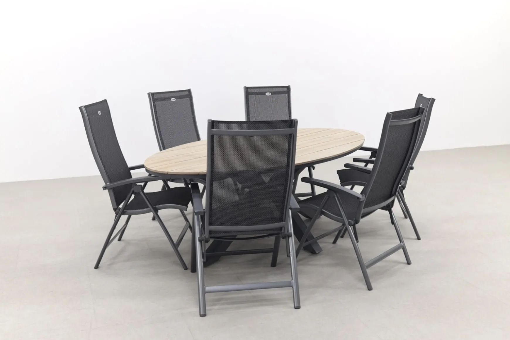 Hartman Salvatore/GI Edison 6-persoons ovale verstelbare tuinset 220x115 cm.
