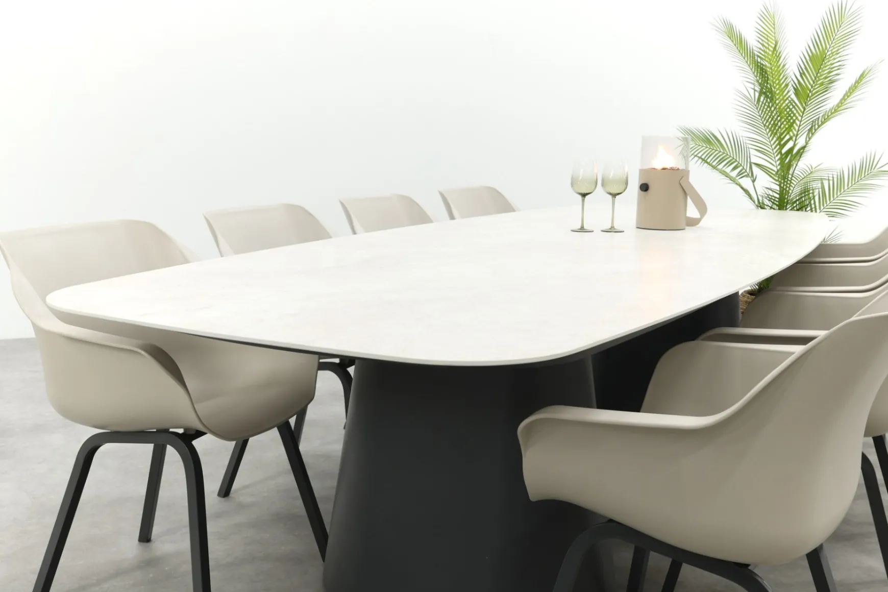 Hartman Sophie/Denver 8-persoons Deens ovale tuinset 320x120 cm.