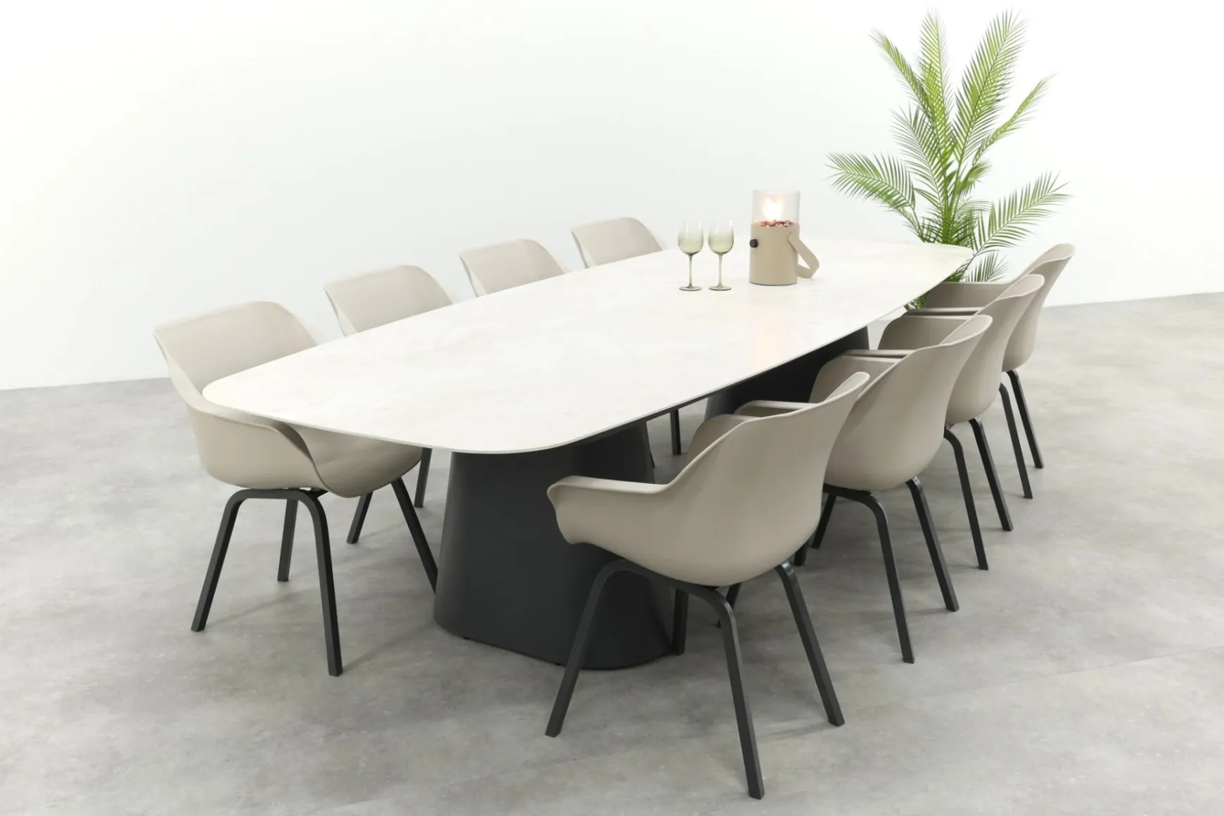Hartman Sophie/Denver 8-persoons Deens ovale tuinset 320x120 cm.