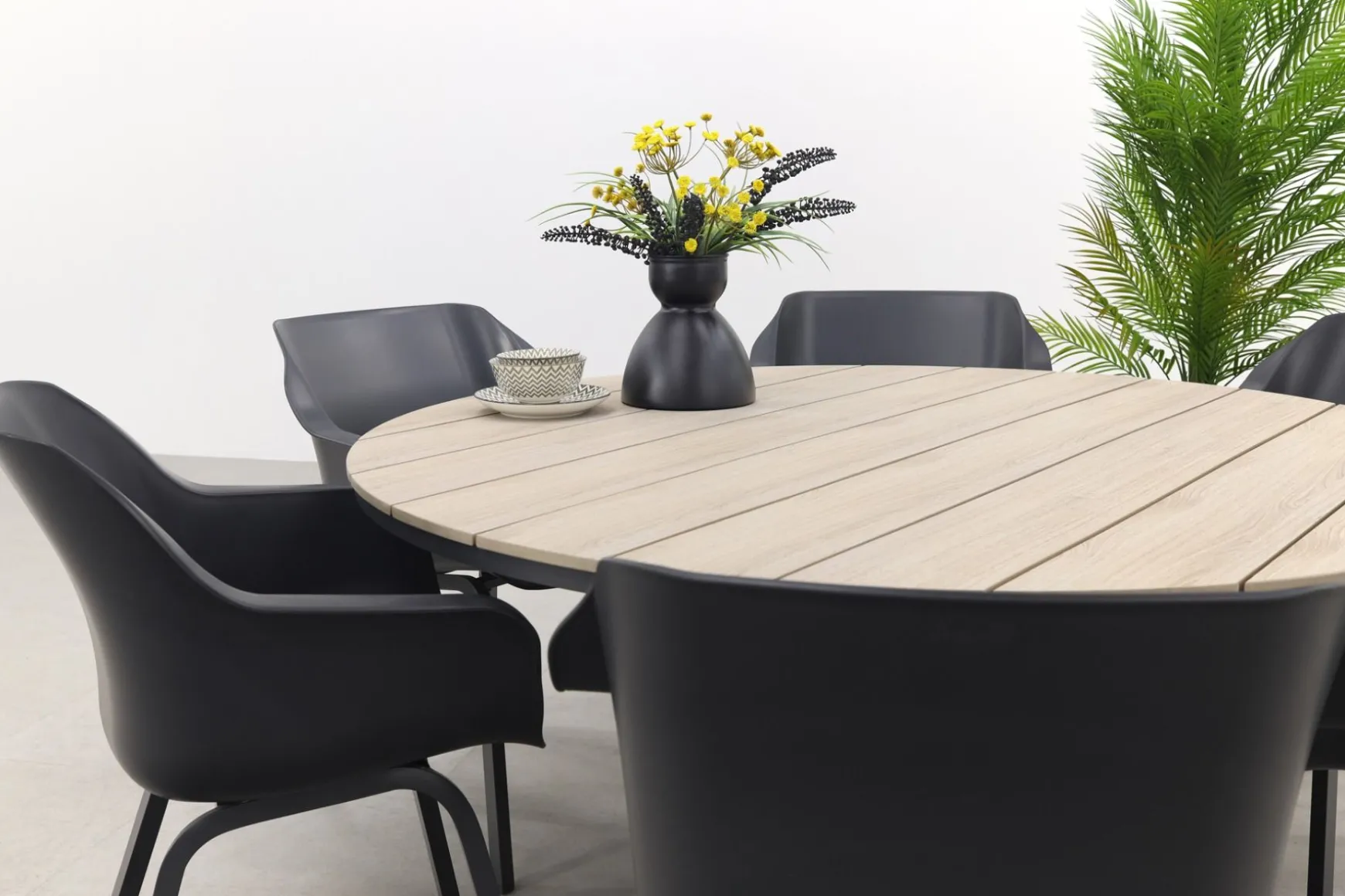 Hartman Sophie Element/GI Trinxa ronde tuinset - 148 cm.
