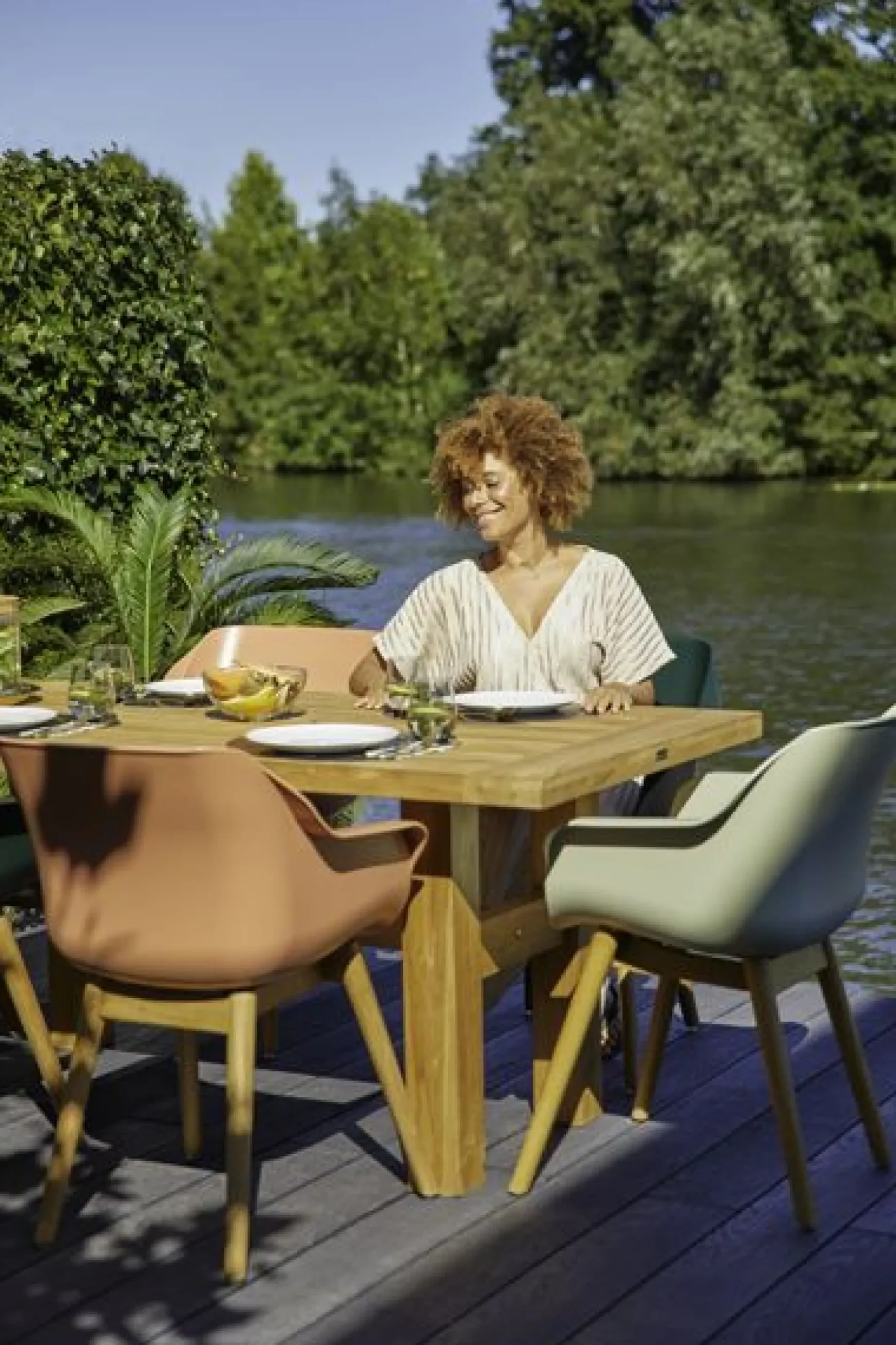 Hartman Sophie Studio dining armstoel - Night Green - Teak poot OP=OP