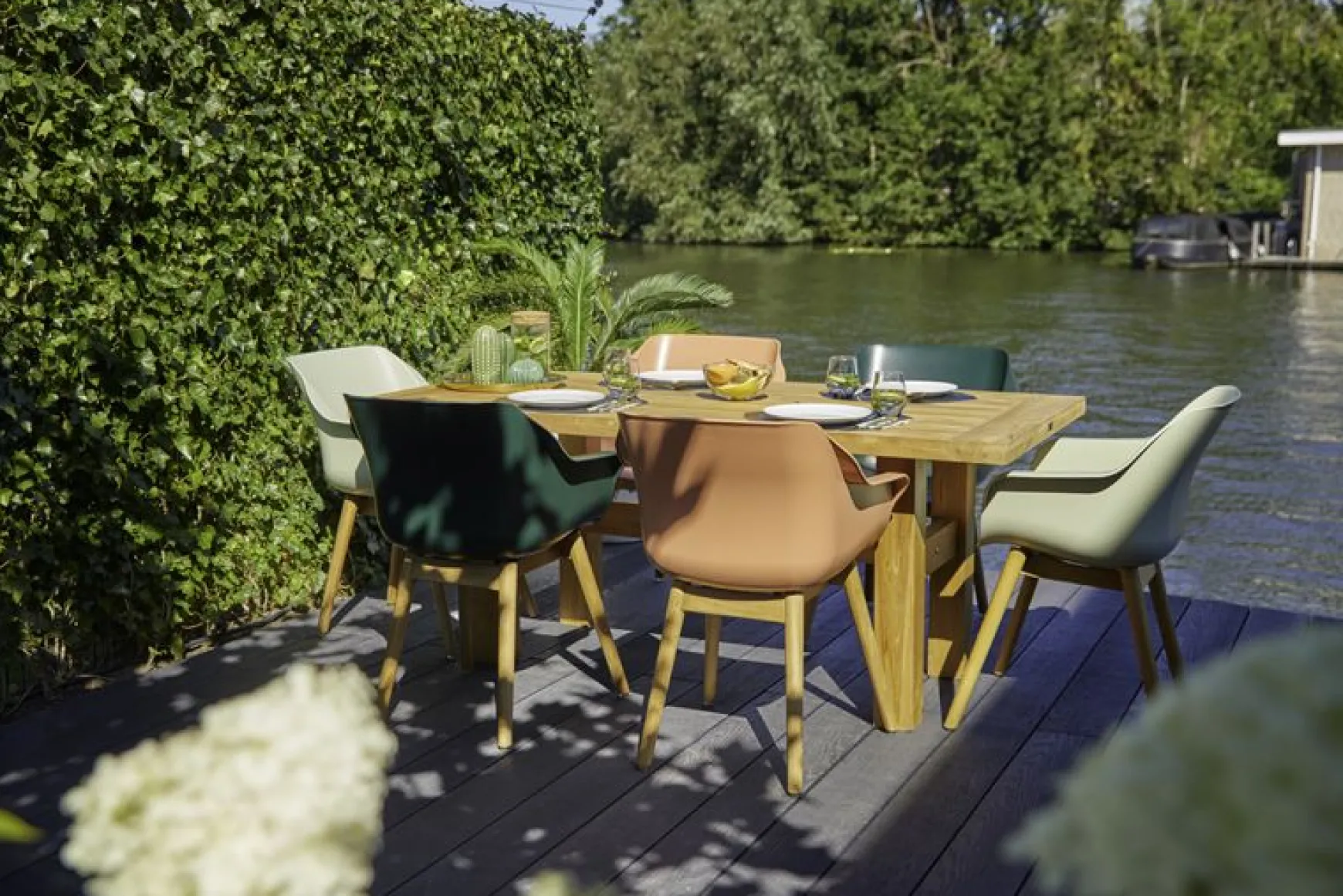 Hartman Sophie Studio dining armstoel - Night Green - Teak poot OP=OP