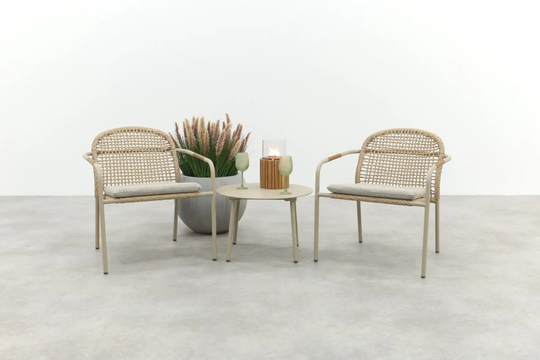 Helen wicker rope loungestoelen set met bijzettafel (3-delig) - Latte/Beige
