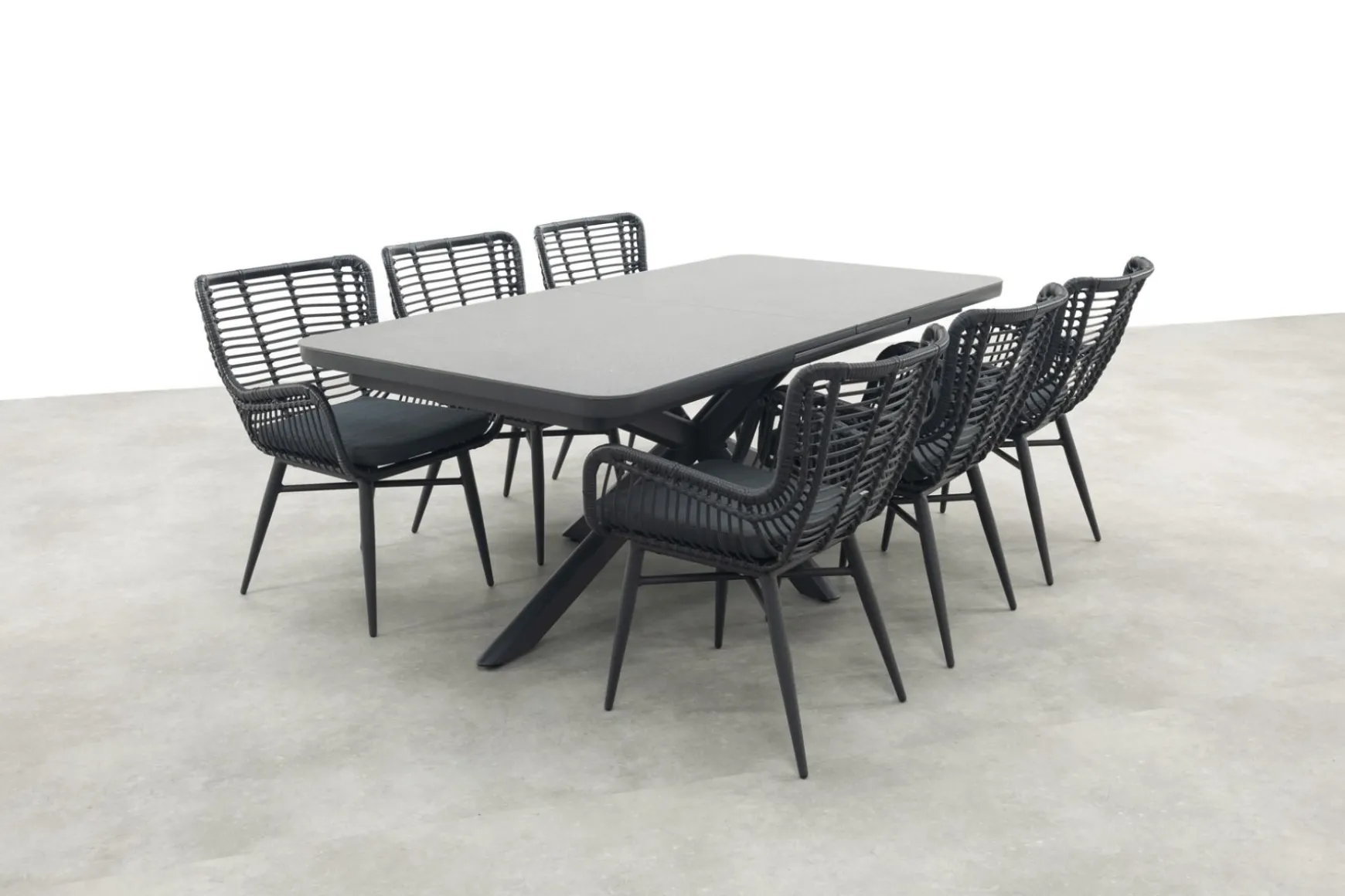 Jasmine Black/Montreal 6-persoons verstelbare tuinset met uitschuifbare tuintafel 200-260x100 cm.