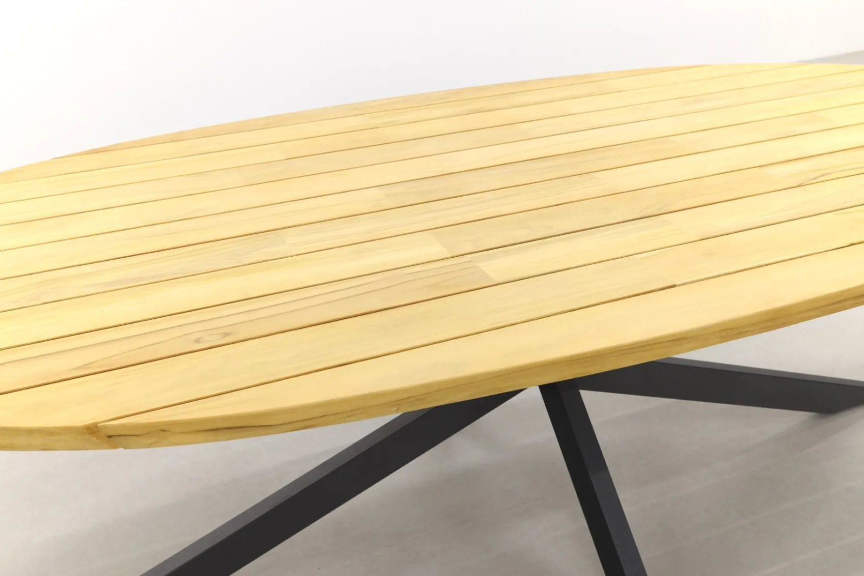 Jasmine Black/Taste Prado Ellips 6-persoons dining tuinset 240x115 cm. - Teak