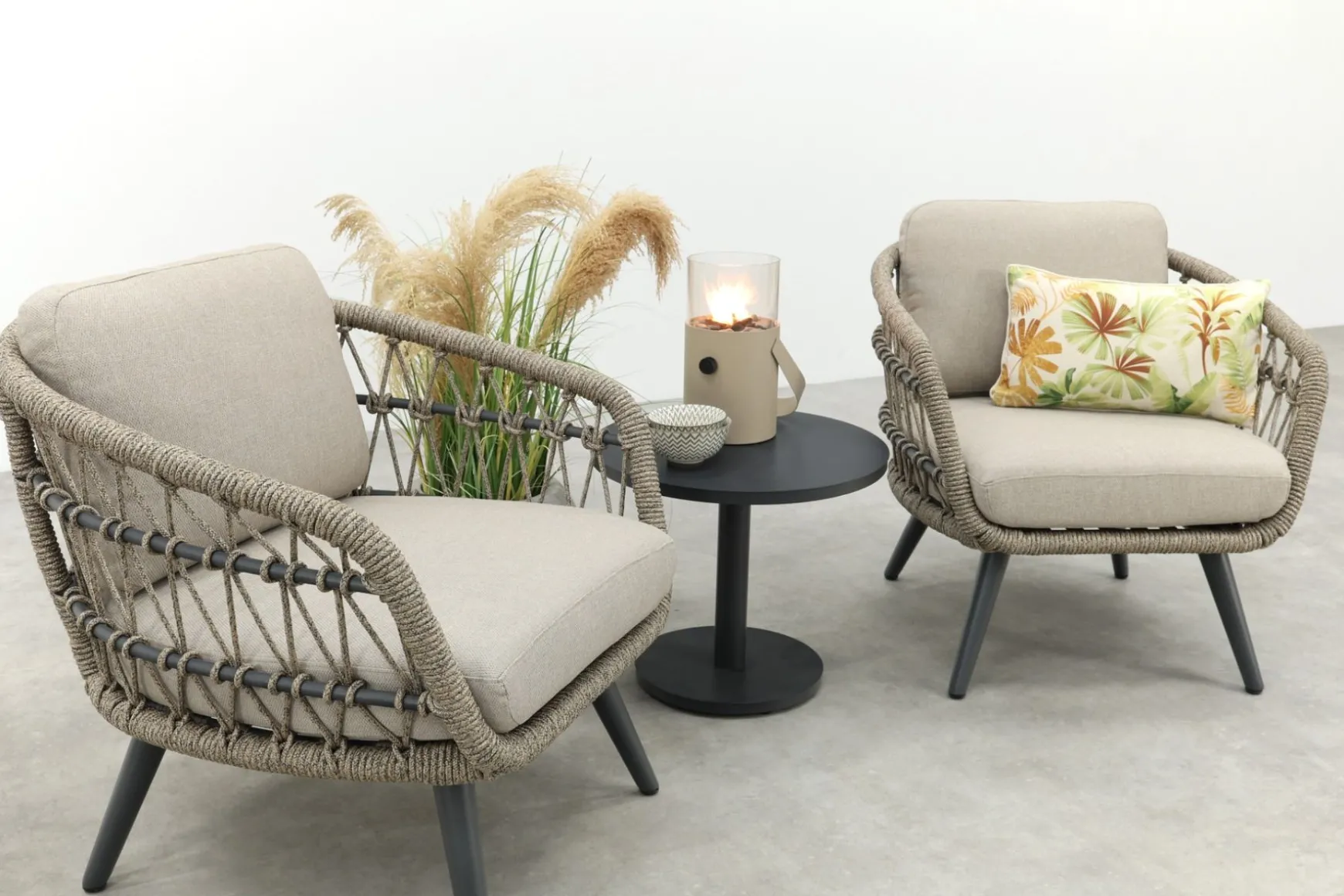 Julia natural rope low-dining tuinstoel - Antraciet